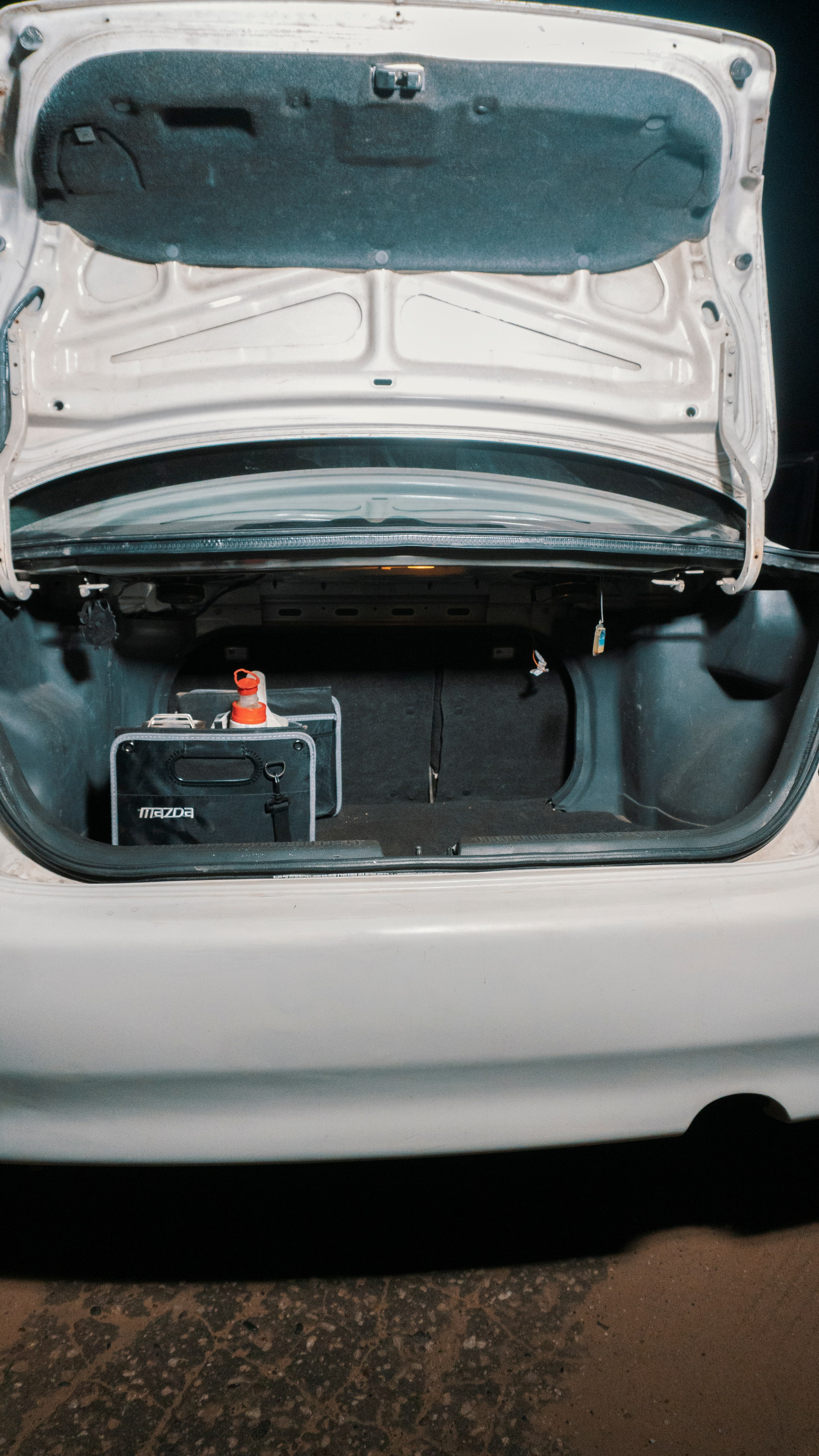 Mazda 323. Фотограф|Видеограф Александр Белов