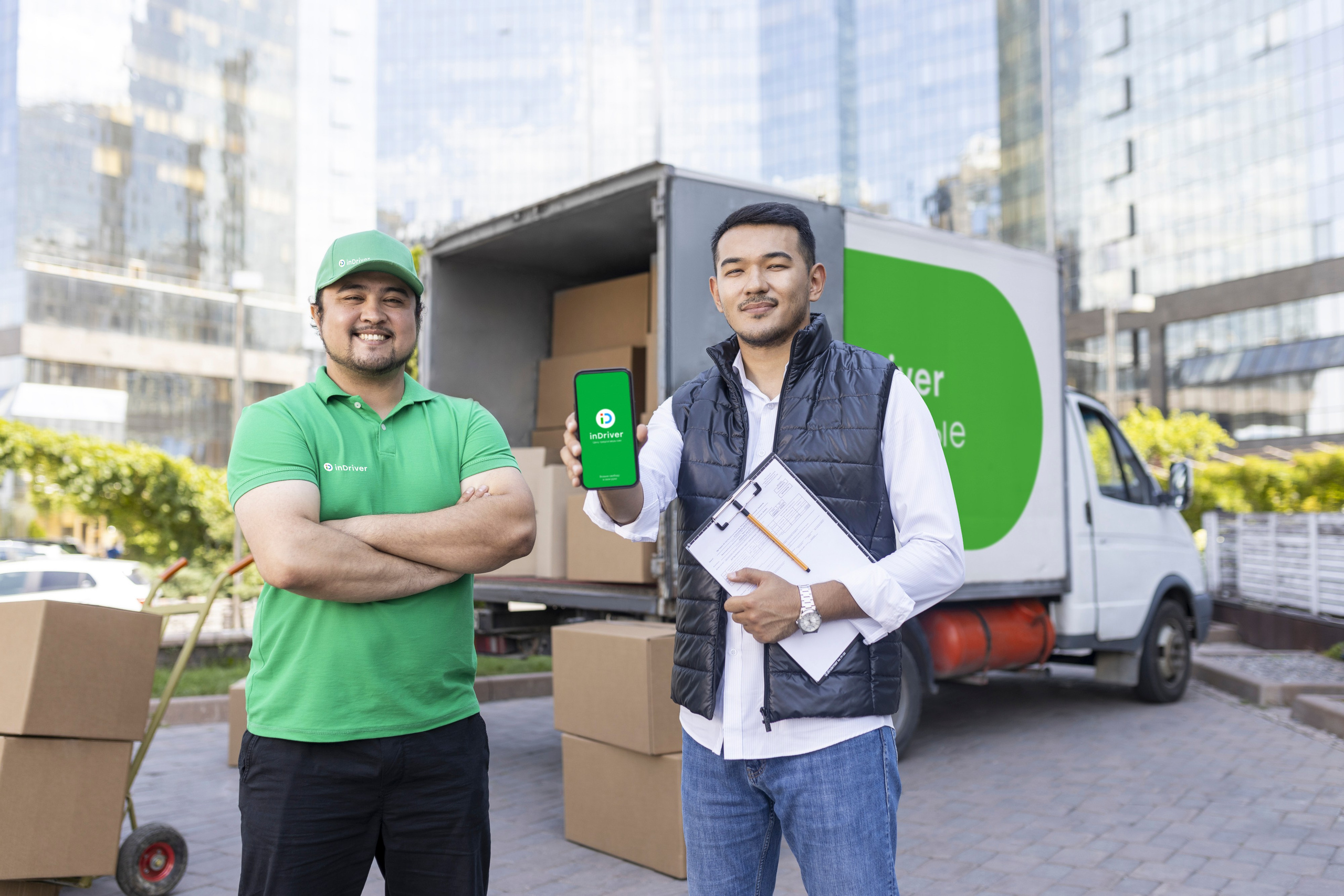 Реклама. Фотограф в Алматы Виктор Магдеев