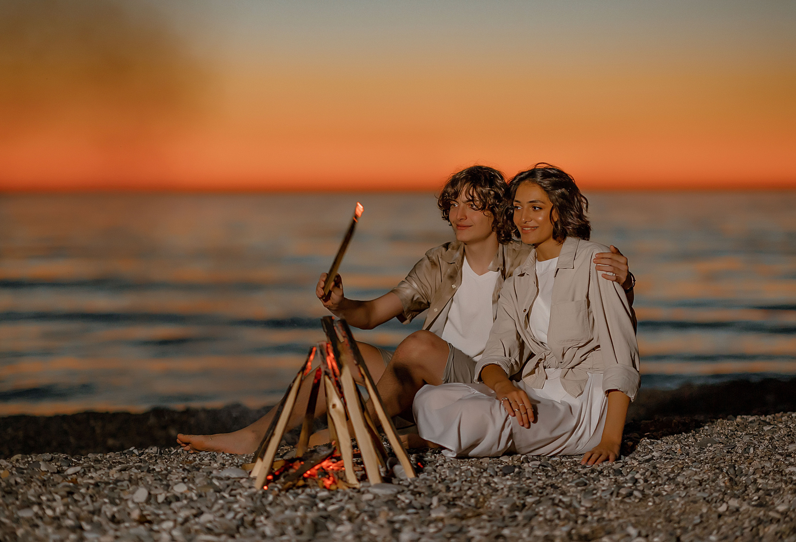 Выездные фотосессии. Съемка для влюбленных. Фотограф-стилист Крым Прокат одежды в Крыму. Фотосессии в Крыму