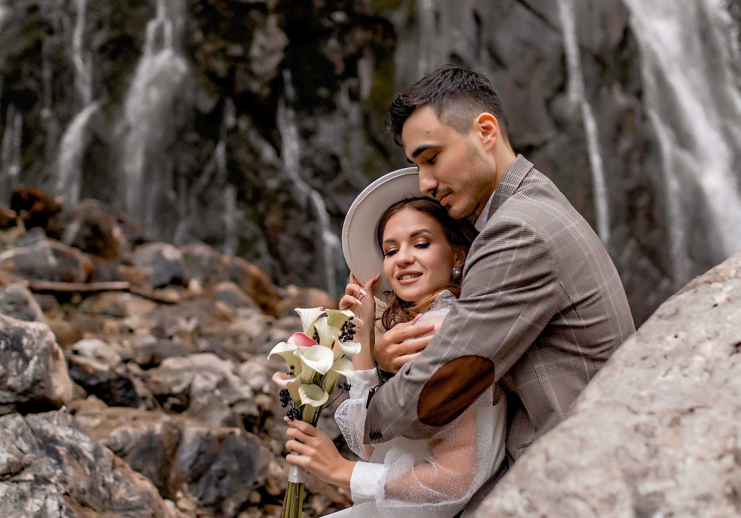 Свадьба для двоих. Фотограф-стилист Крым Прокат одежды в Крыму. Фотосессии в Крыму