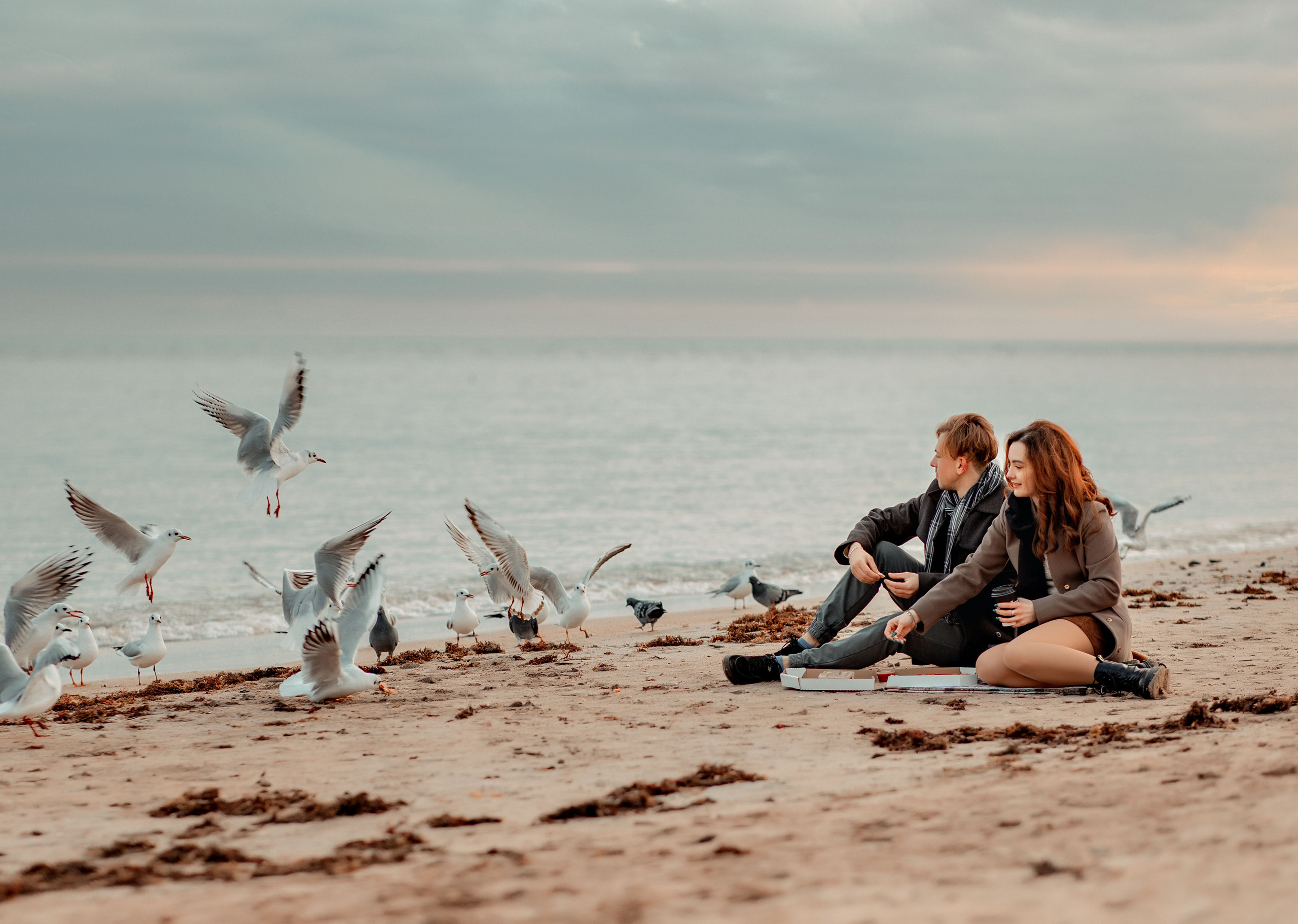 Выездные фотосессии. Съемка для влюбленных. Фотограф-стилист Крым Прокат одежды в Крыму. Фотосессии в Крыму