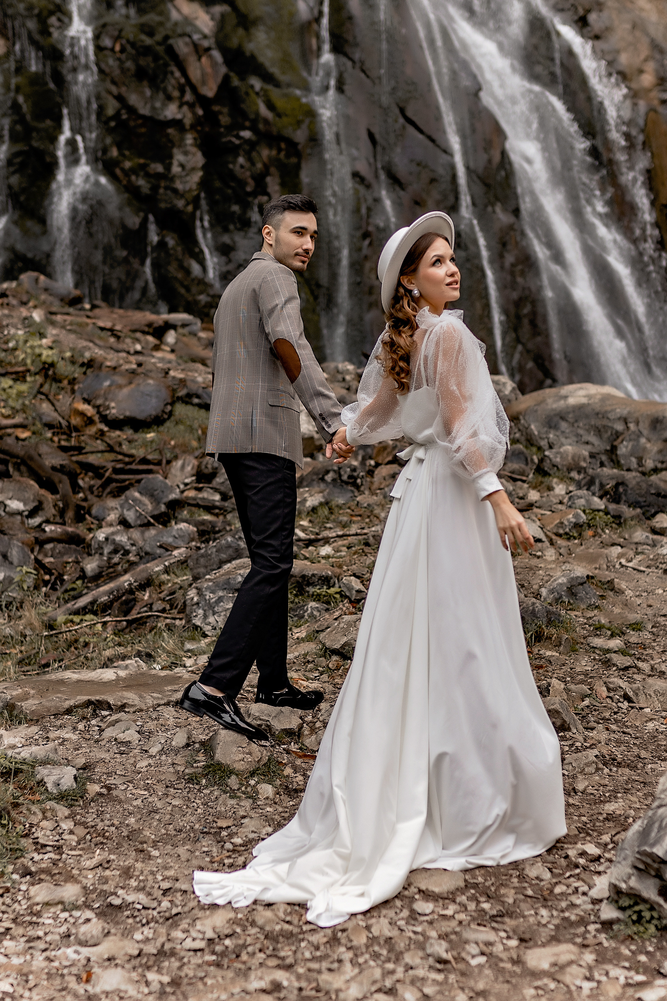 Свадьба для двоих. Фотограф-стилист Крым Прокат одежды в Крыму. Фотосессии в Крыму