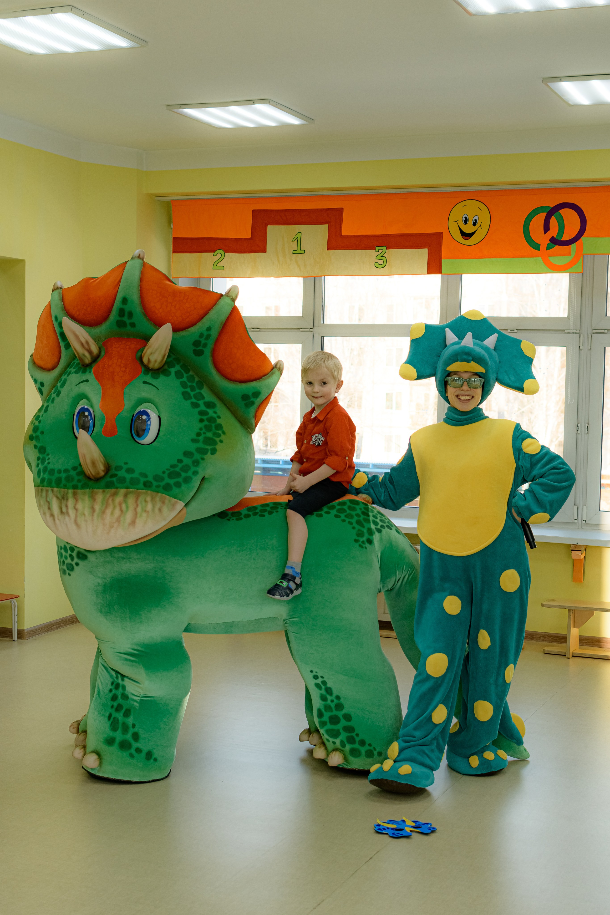 ЭМИЛЬ/HAPPY BIRTHDAY. Photokarish