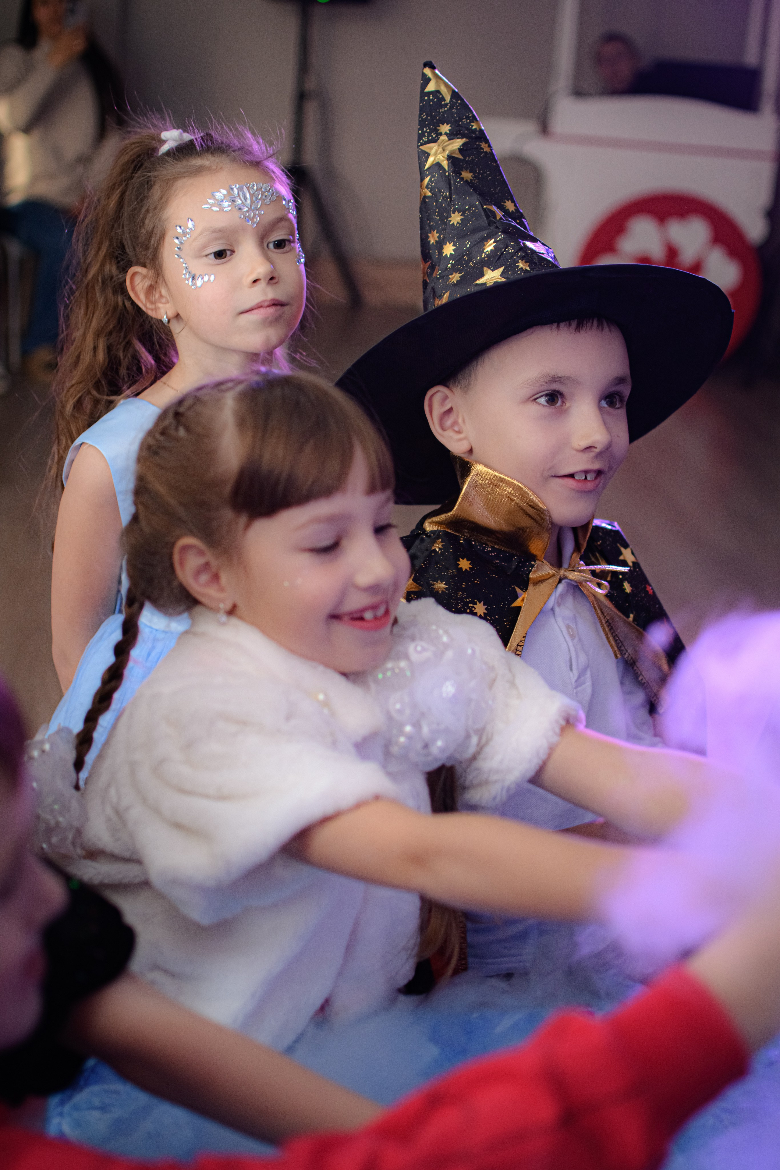 HAPPY NEW YEAR. Photokarish