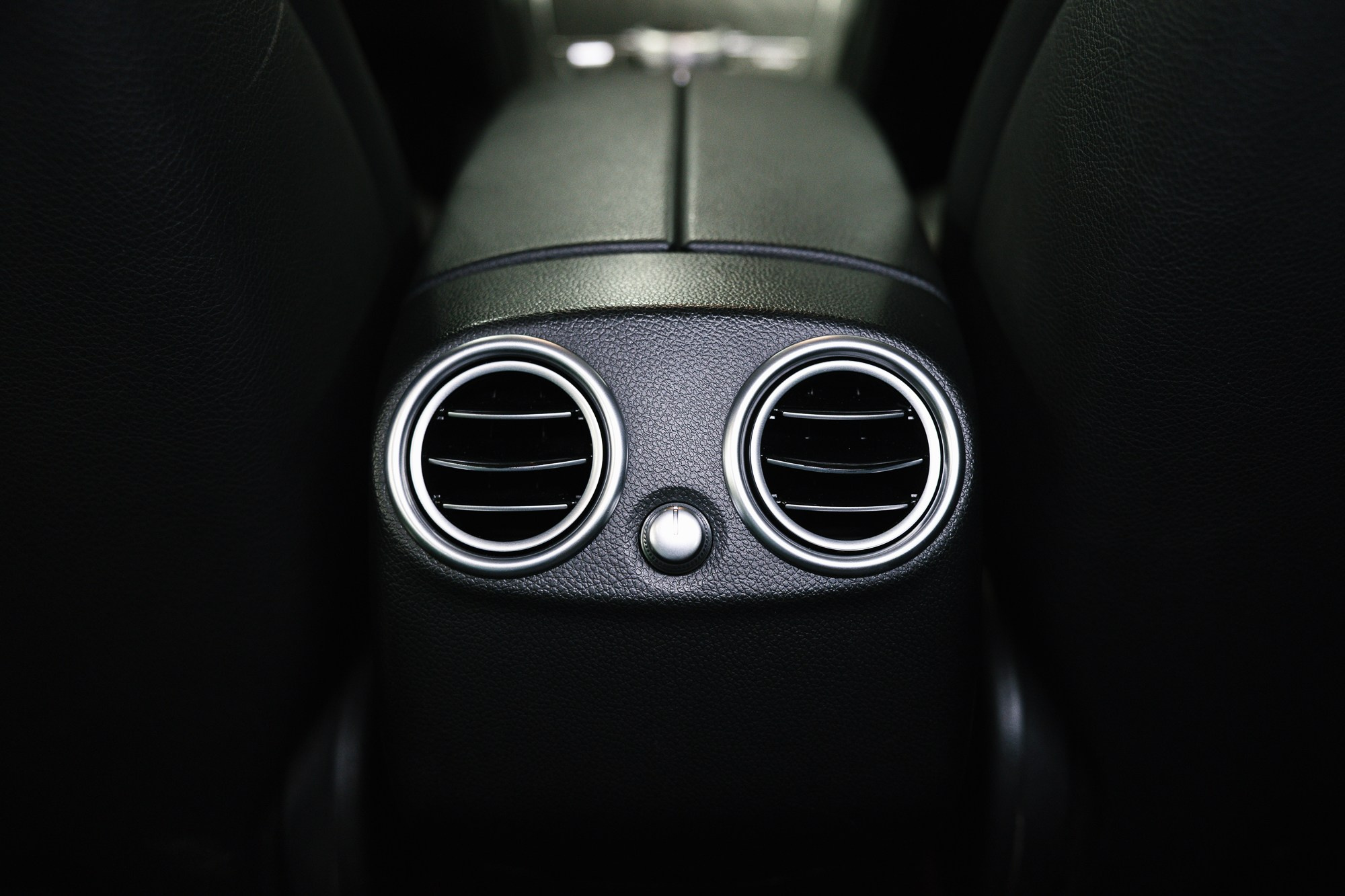 Mercedes-Benz GLC 250 2.0 4MATIC 9G-Tronic (211 л. с.). Автосалон «Х-Авто»