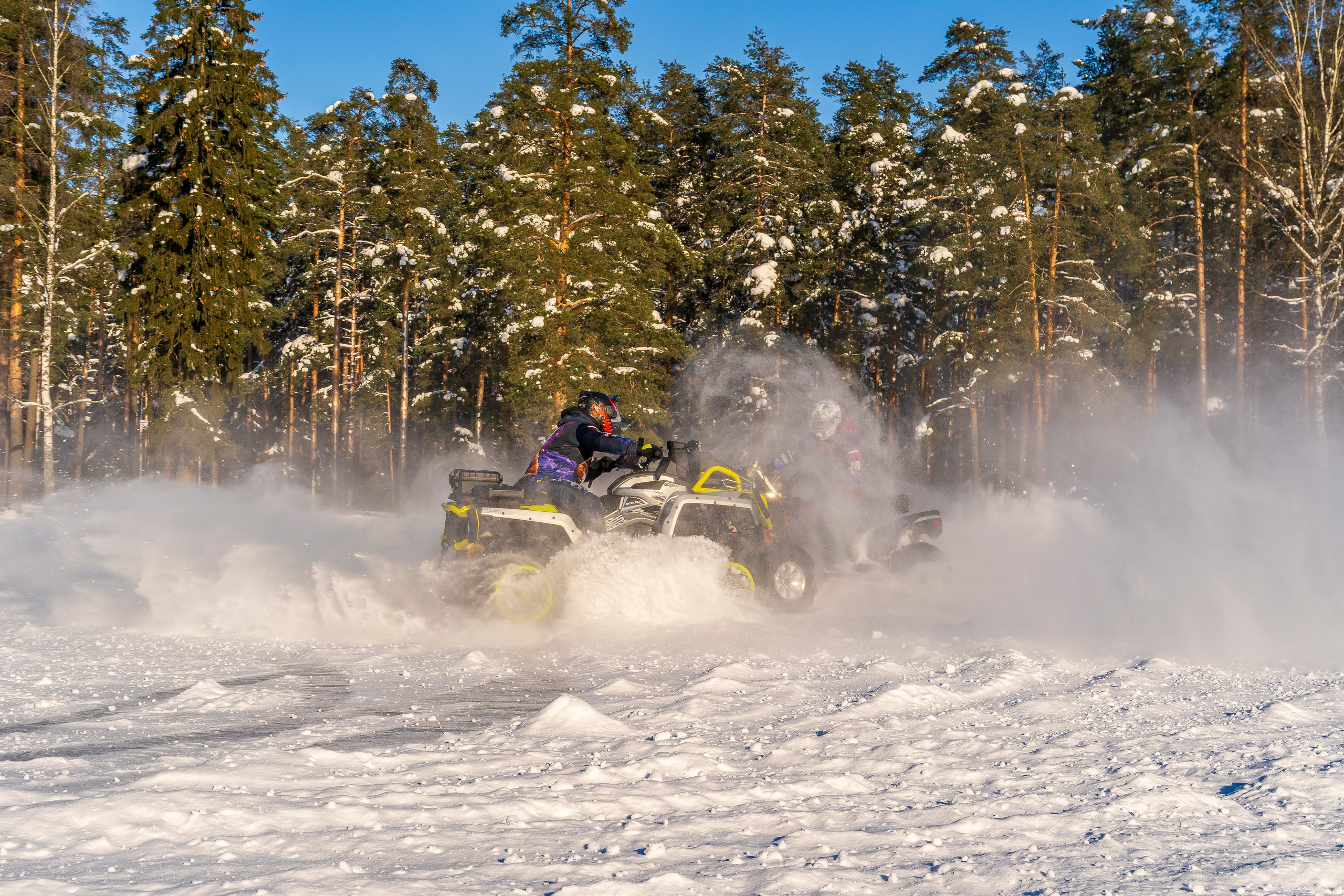 Кудрово ATV. Графический дизайнер Илья Левченко