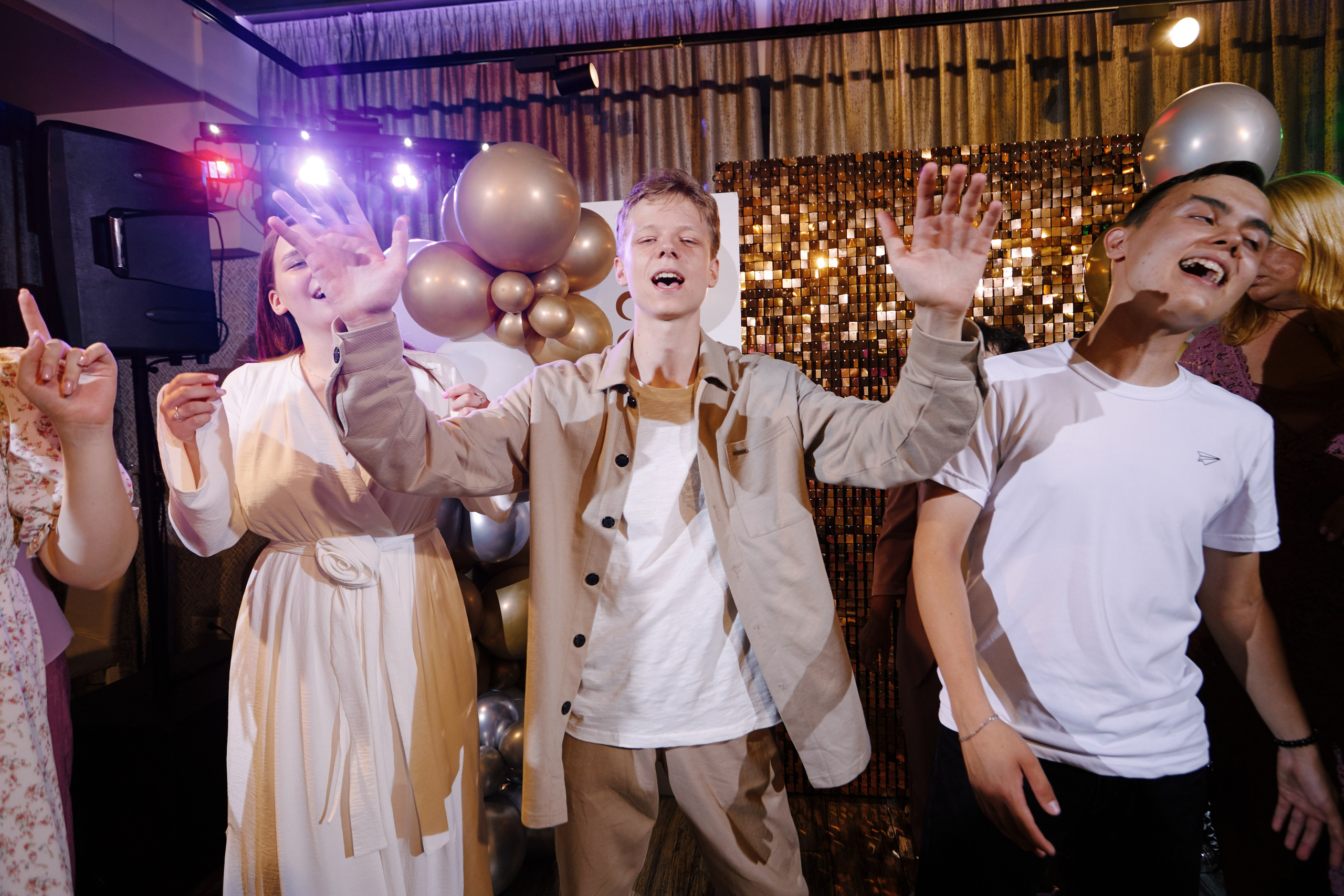 Выпускной 11кл. Портретный и свадебный фотограф в Екатеринбурге Владимир ЛузинЛузин