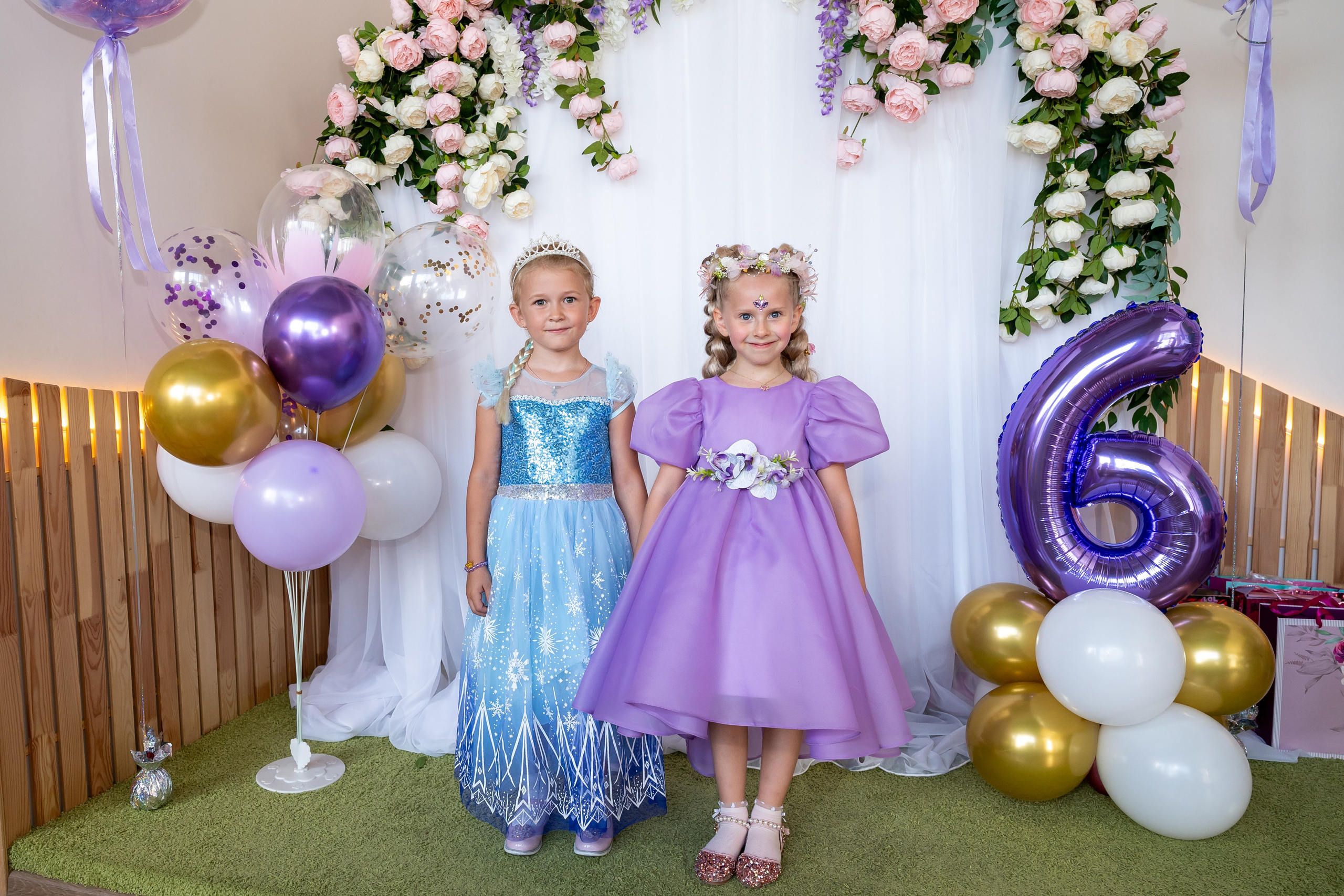 ДР в лофте с фокусником