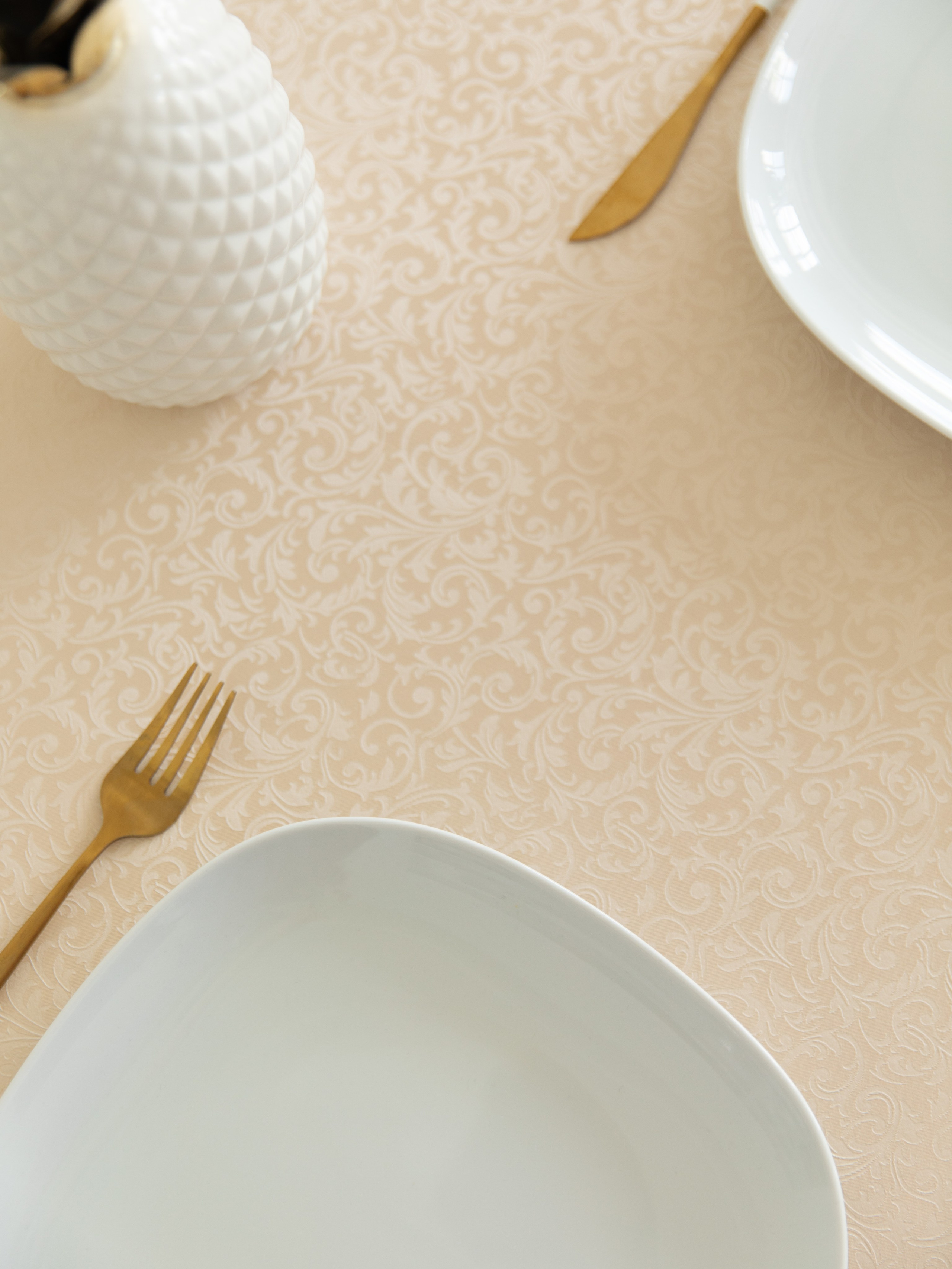 Фотостудия предметной и модельной съёмки для маркетплейсов