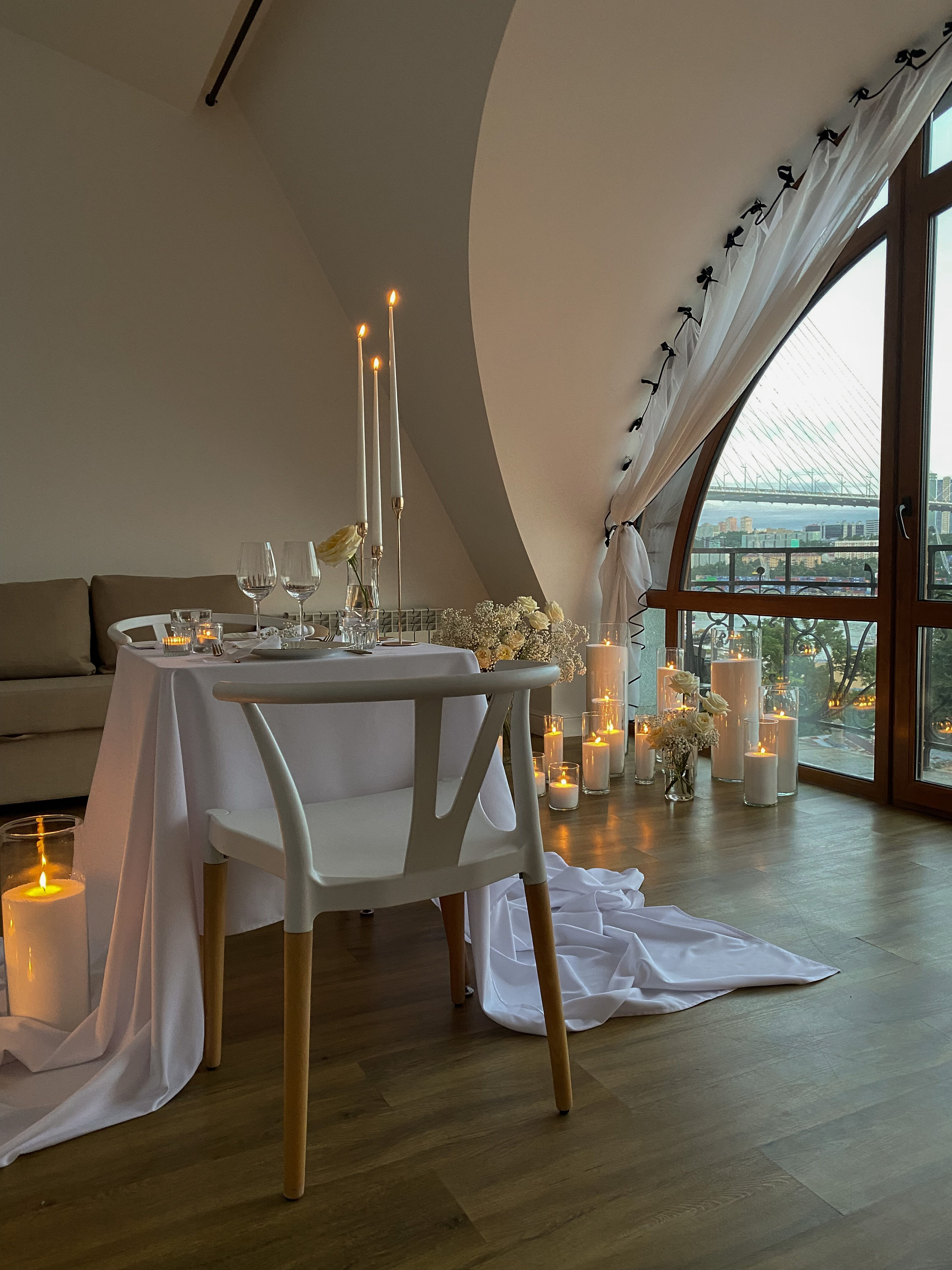 Свидание в отеле во Владивостоке. Организация свадеб и других мероприятий во Владивостоке от «Рядом быть»