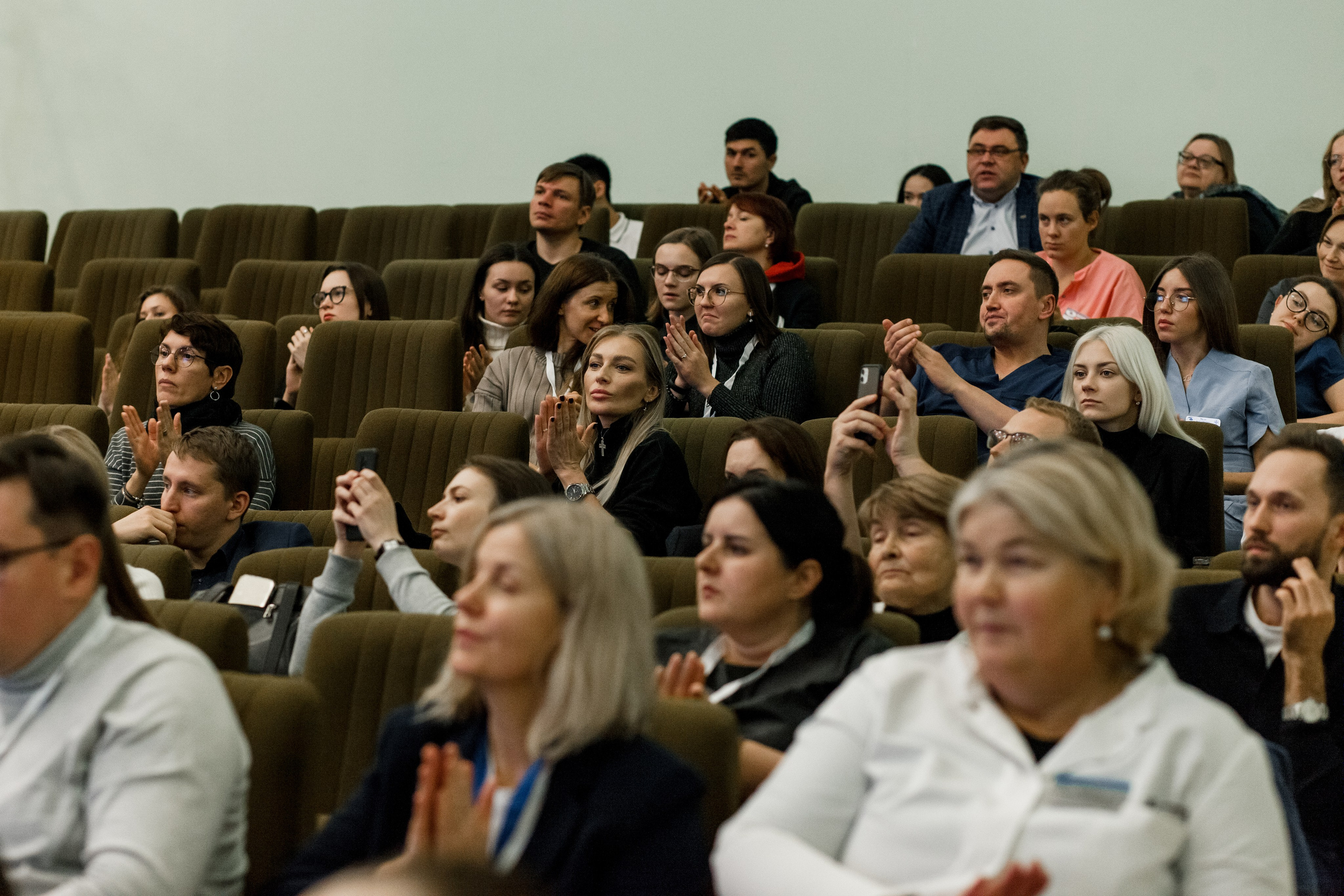 Репортажная фотосессия на медицинской конференции. КОНТЕНТ ФОТОГРАФ