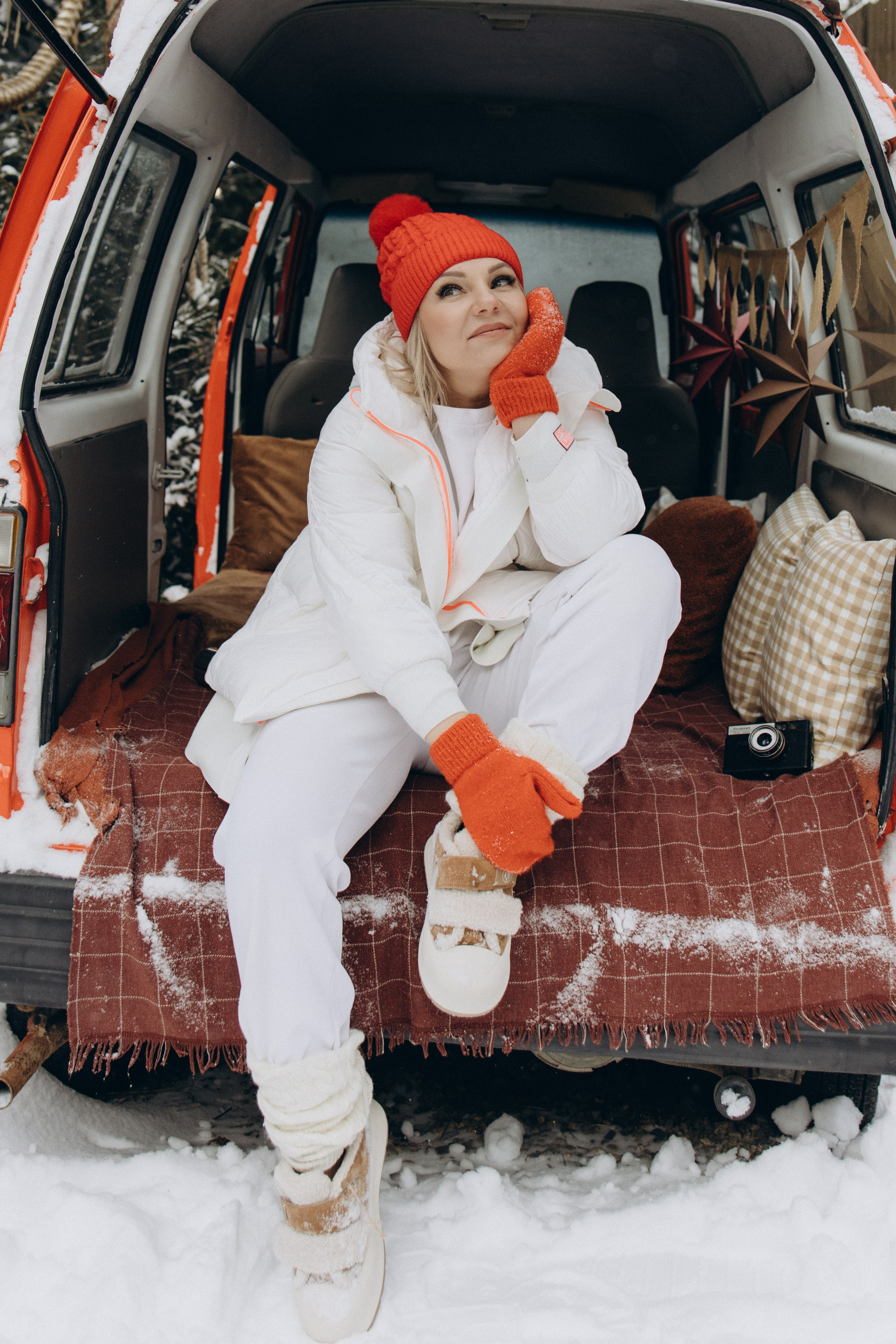 Кристина, Слава, Злата