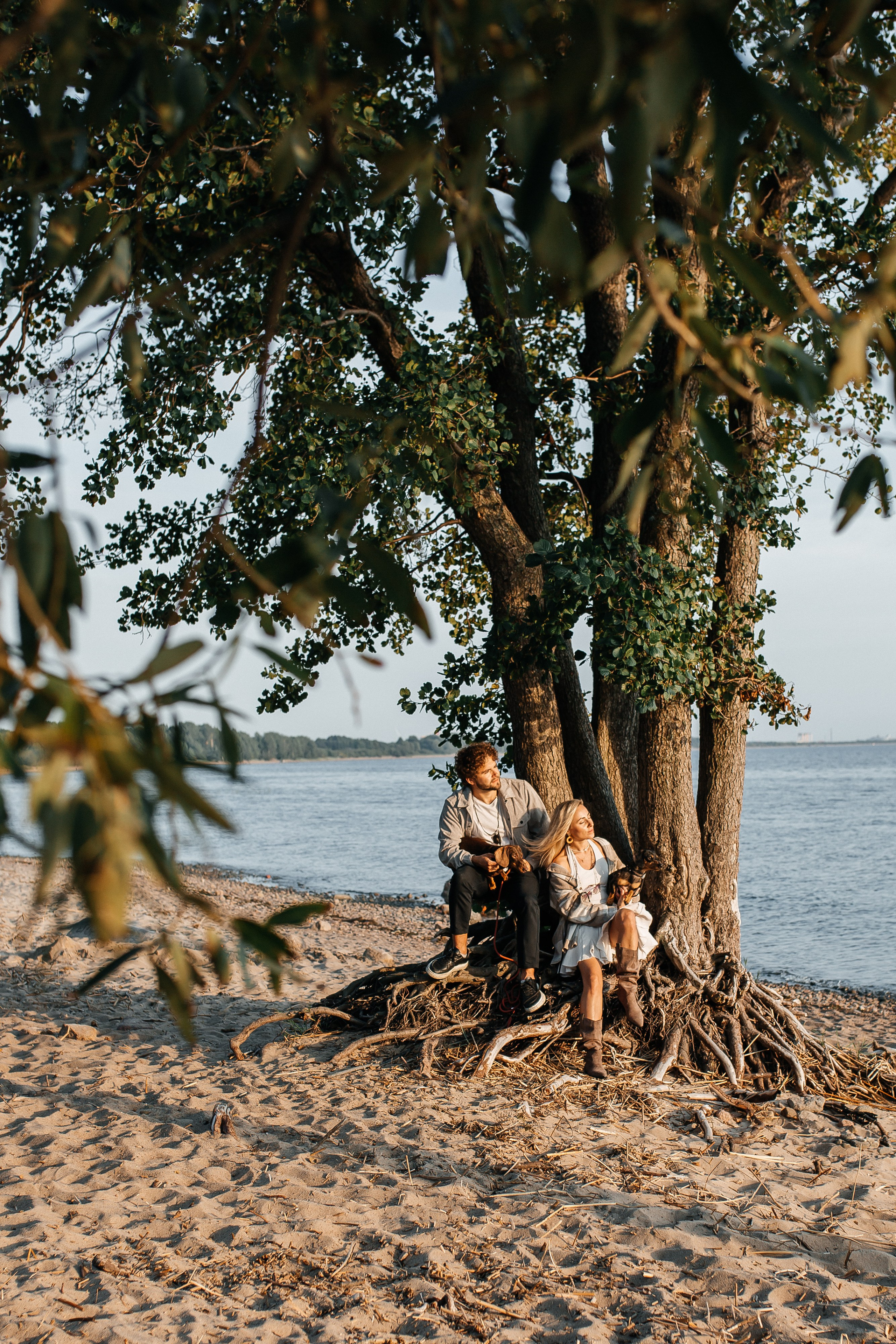 Миша и Даша