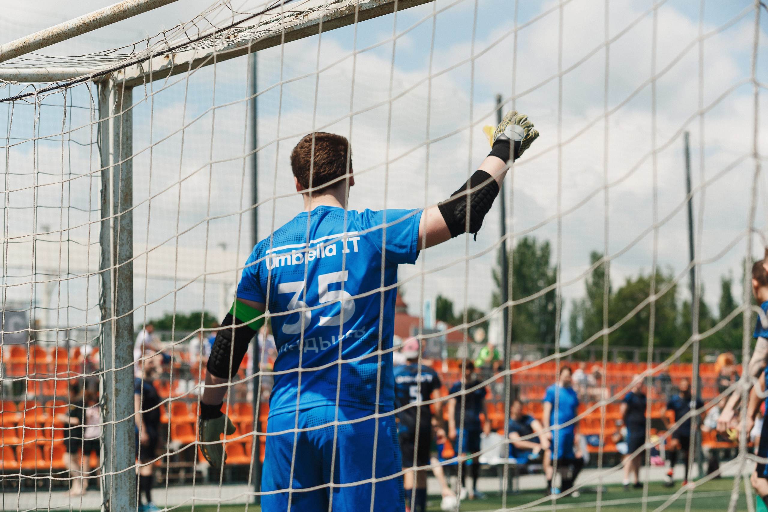 Под знаменем Амбрелла: Футбольный турнир в Приазовье Таганрога. Свадебный и семейный фотограф в Таганроге Бакарюк Антон