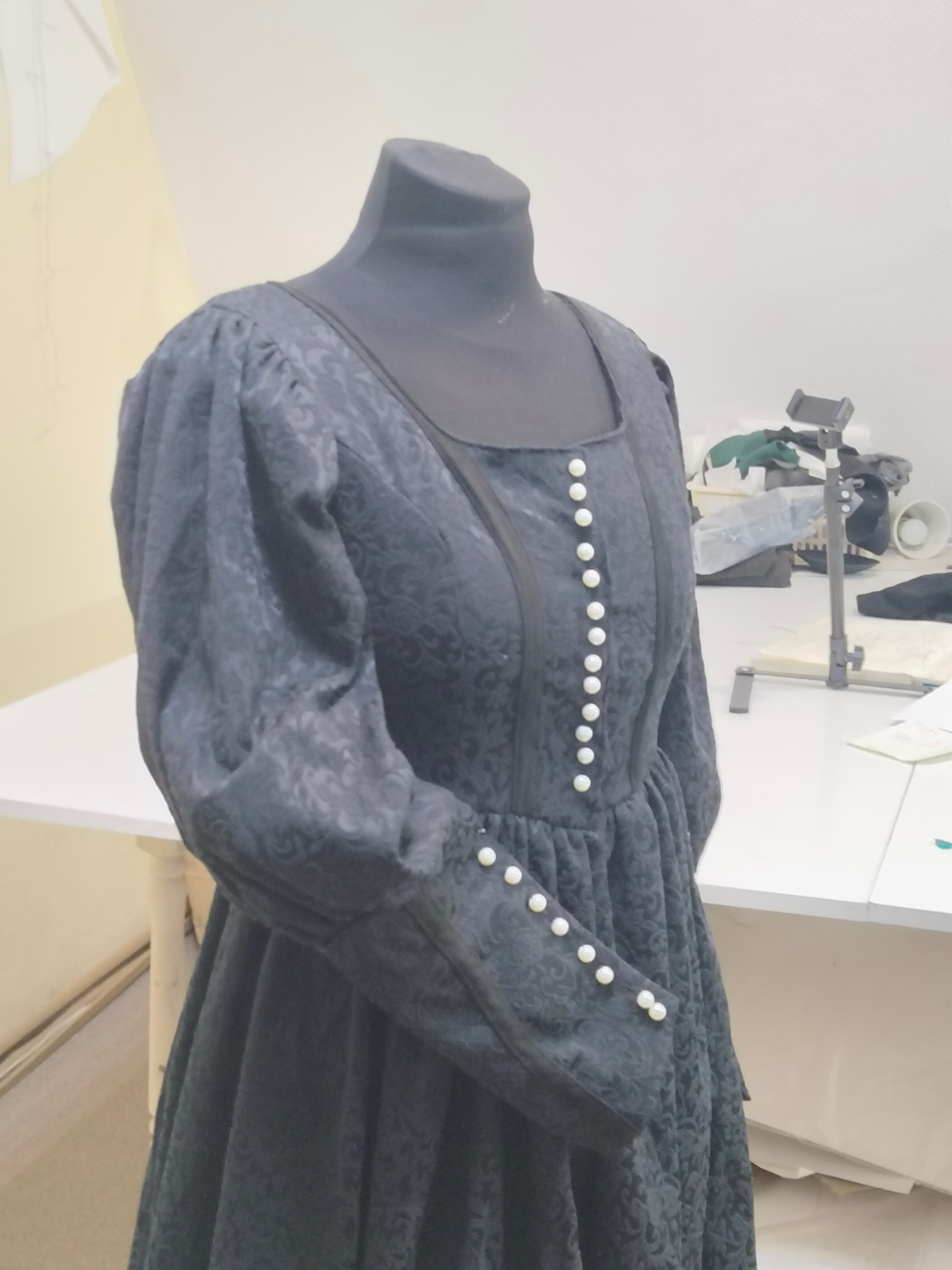 Костюмы. AIREN DESIGN — художественное ателье