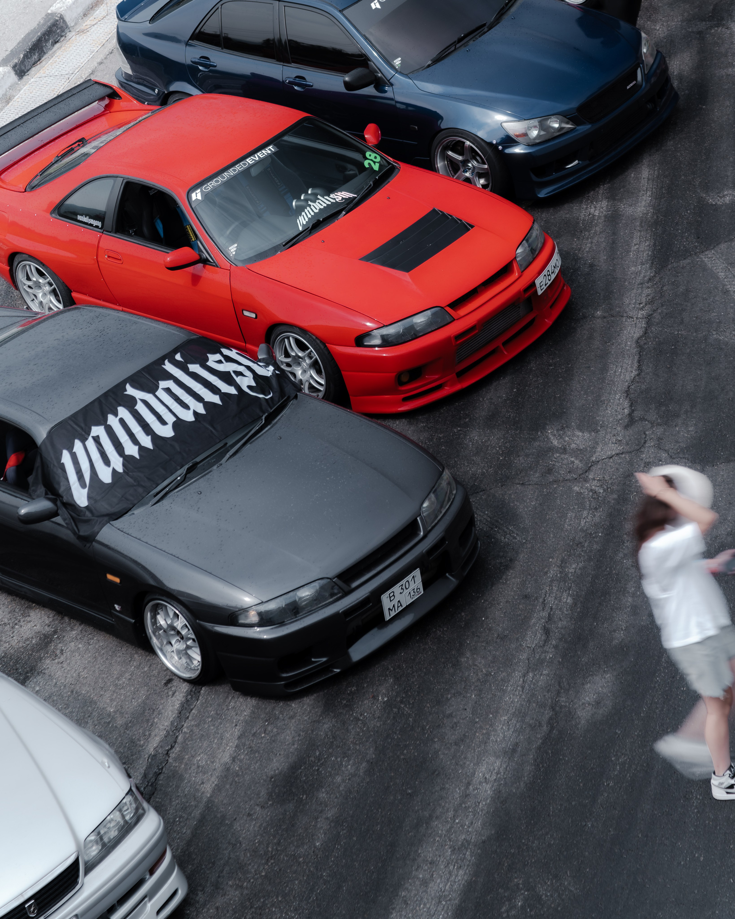 //GROUNDED2025. Автомобильный фотограф