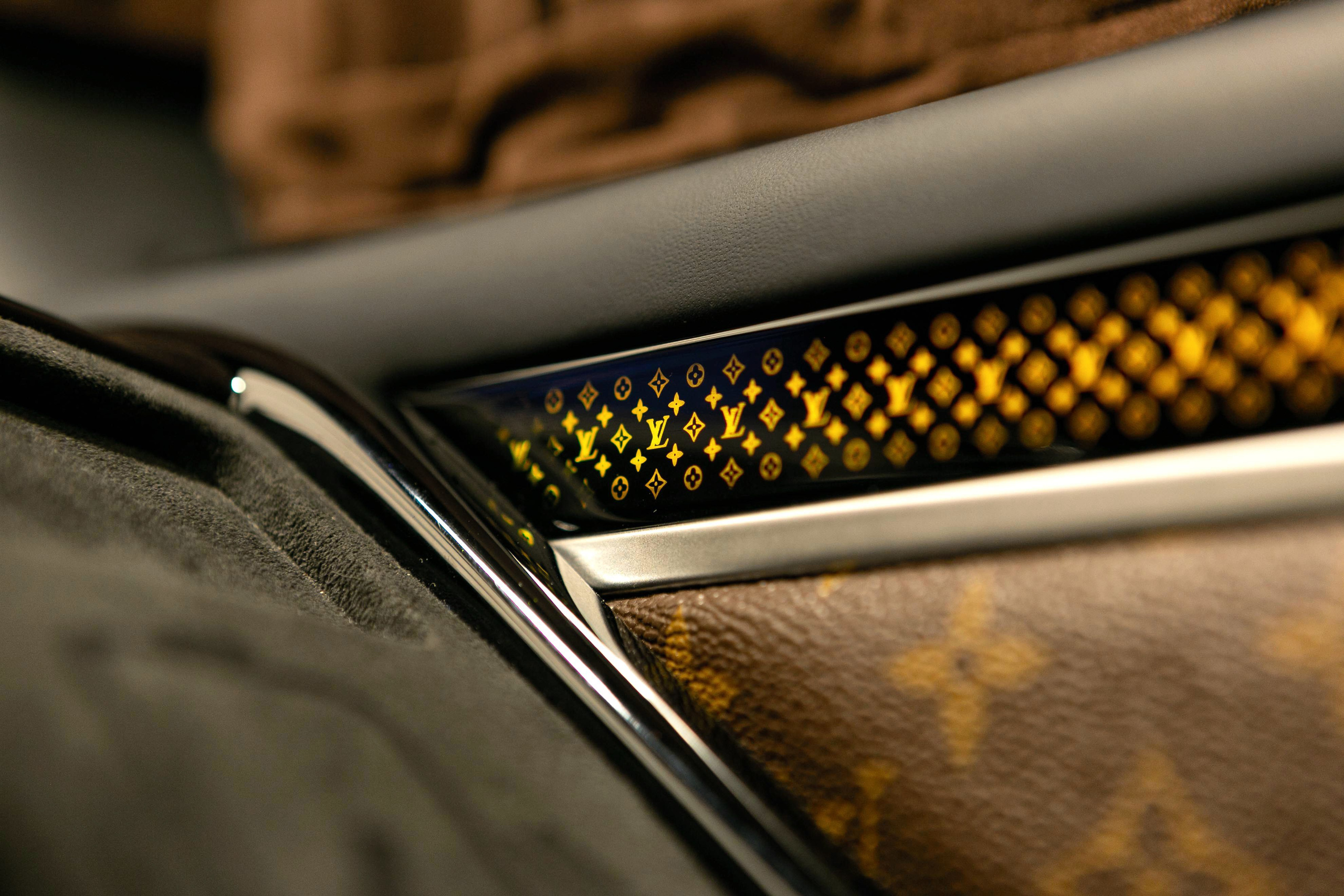 Фотосъемка V-class louis Vuitton в Москве. Фотограф | Михаил Буш Смоленск