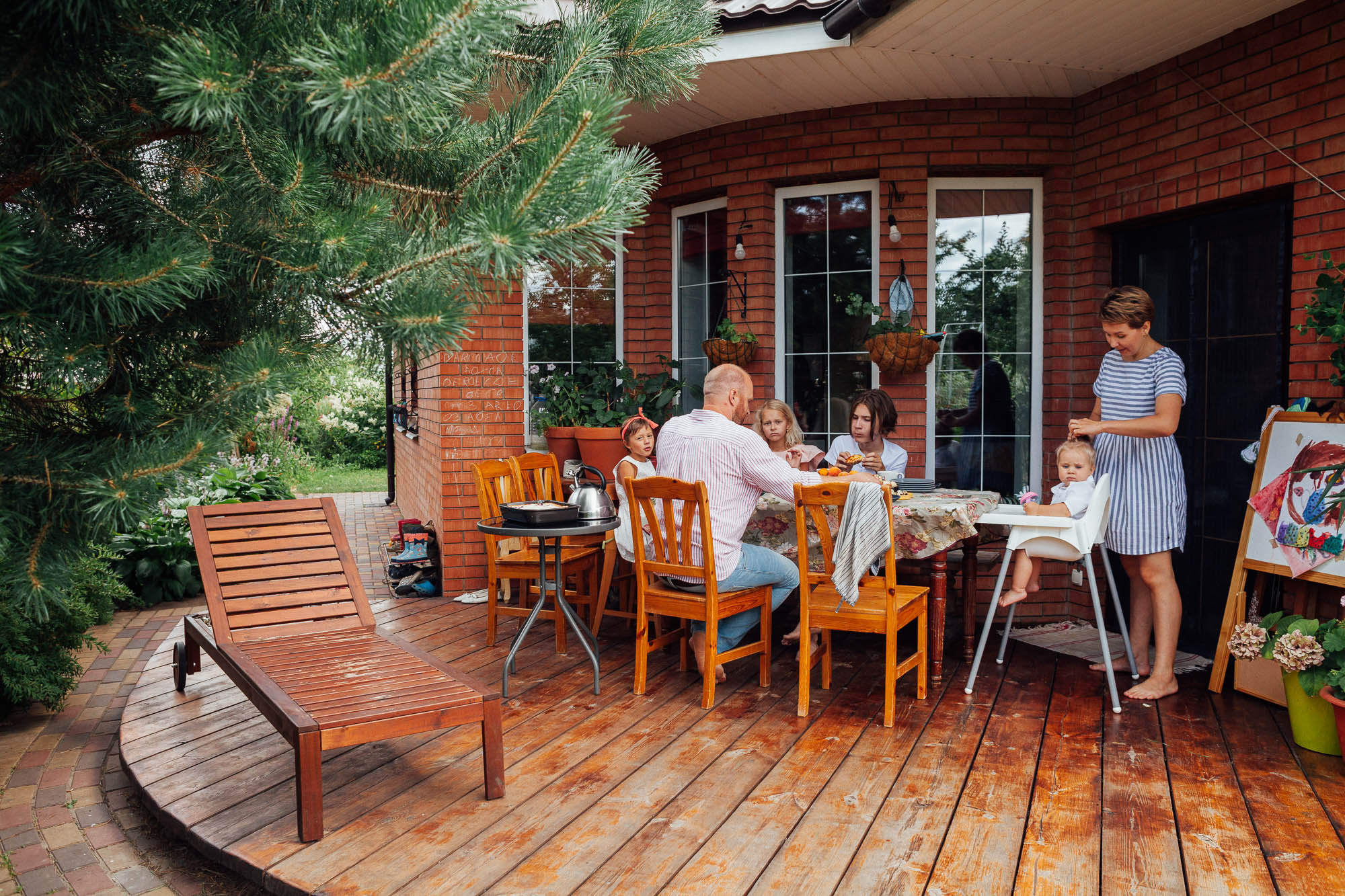Обед на свежем воздухе. Семейный и свадебный фотограф в Москве Жнякина Юлия