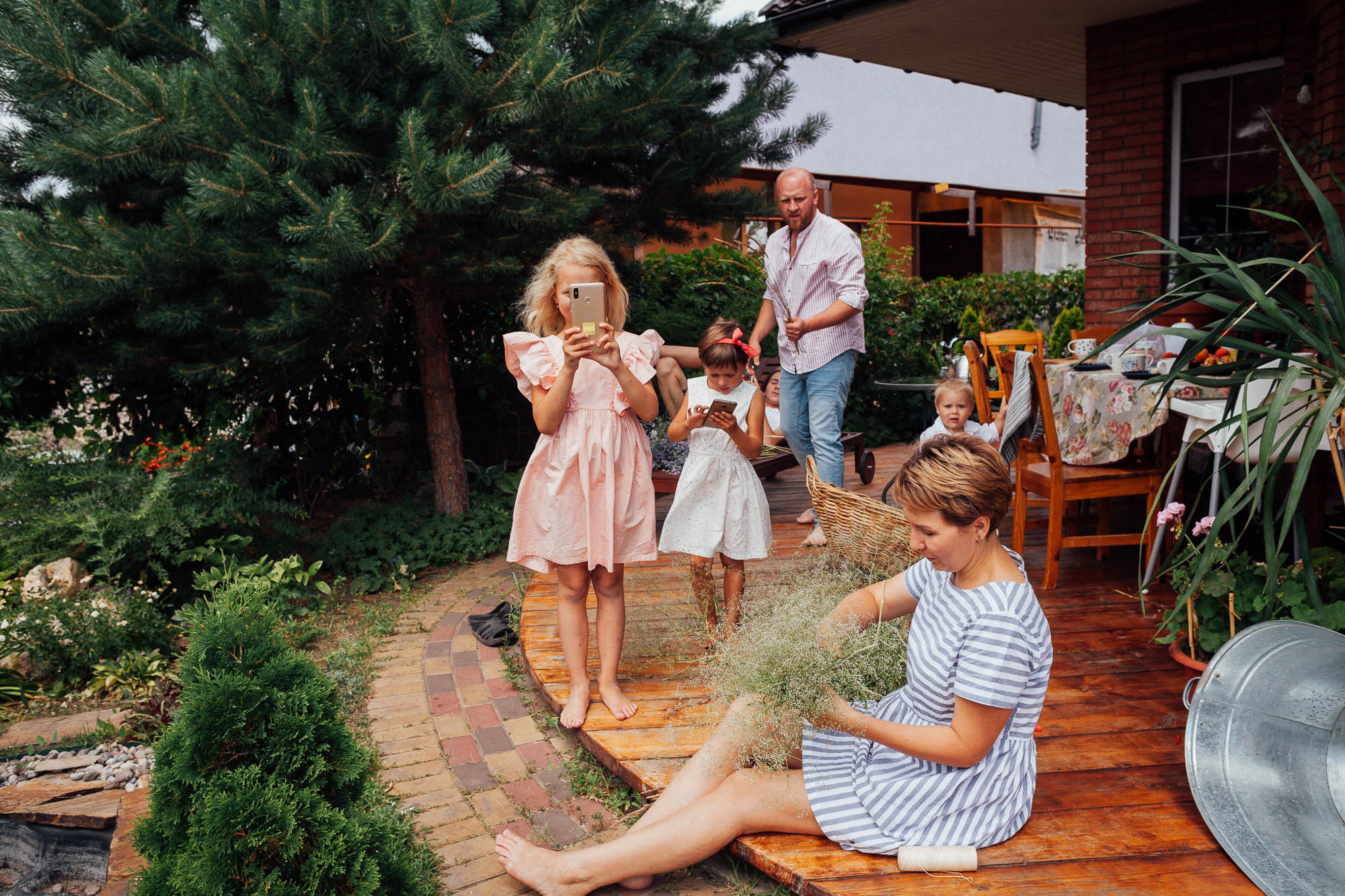 Обед на свежем воздухе. Семейный и свадебный фотограф в Москве Жнякина Юлия