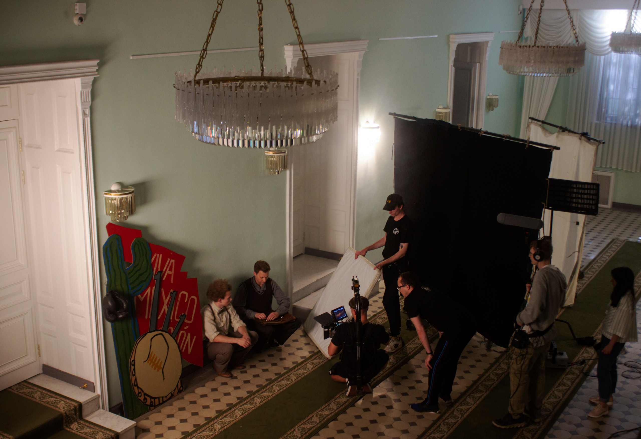 Бэкстейдж фильма «Броненосец» (2022). Юля Мурашова портретный и документальный фотограф