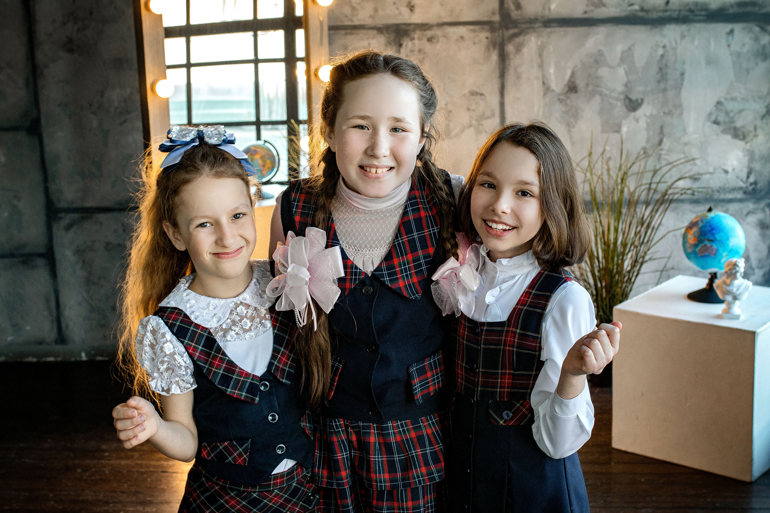 <title> Выпускной альбом Чита, Школа Чита, детский сад Чита, живое фото. Фотограф Григорьева Ольга. Портретная, семейная съёмка, Love Stori, видеосъёмка в городе Чита. Выпускные альбомы, фотокниги