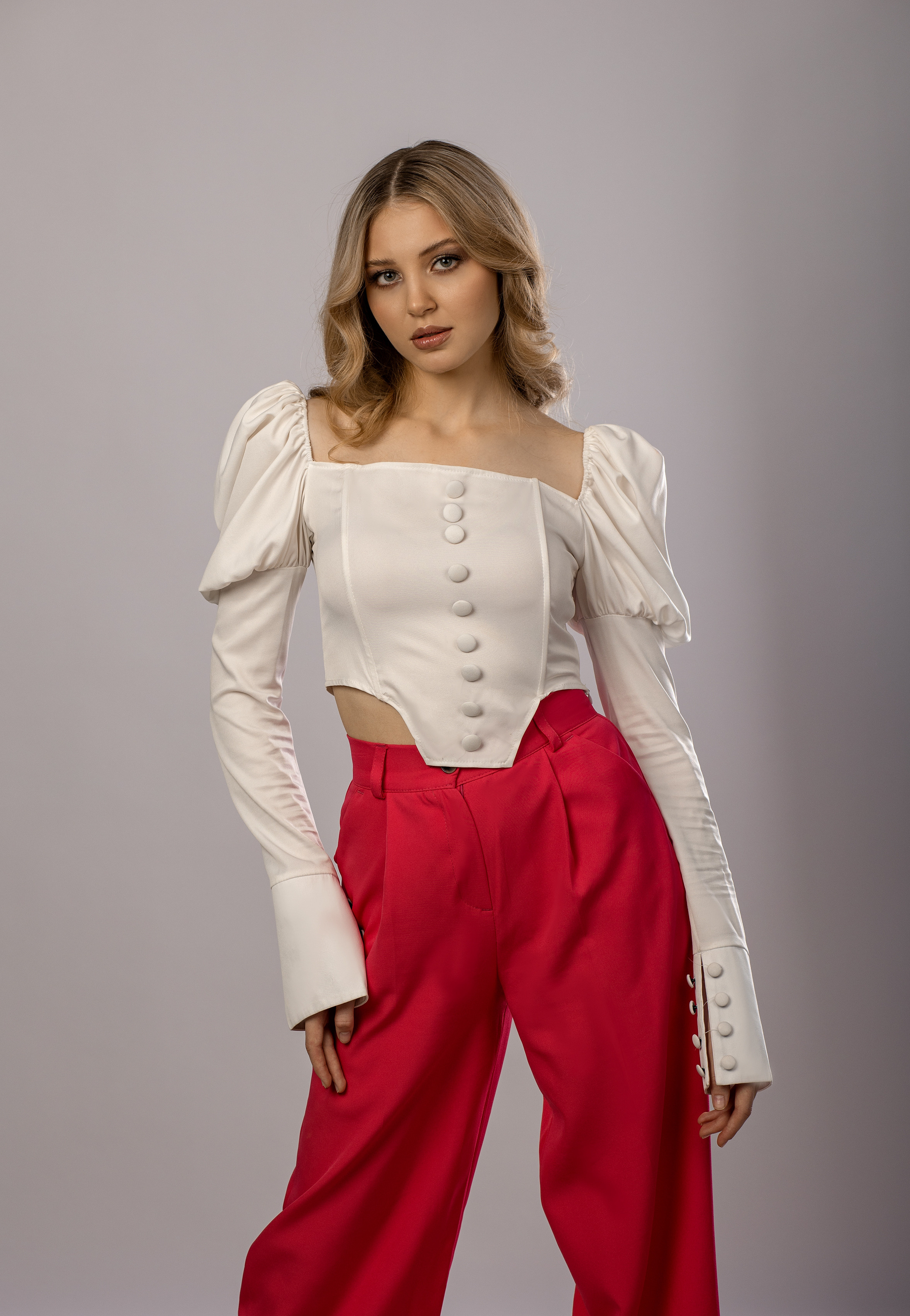 Студийный свет. Фотограф Григорьева Ольга. Портретная, семейная съёмка, Love Stori, видеосъёмка в городе Чита. Выпускные альбомы, фотокниги