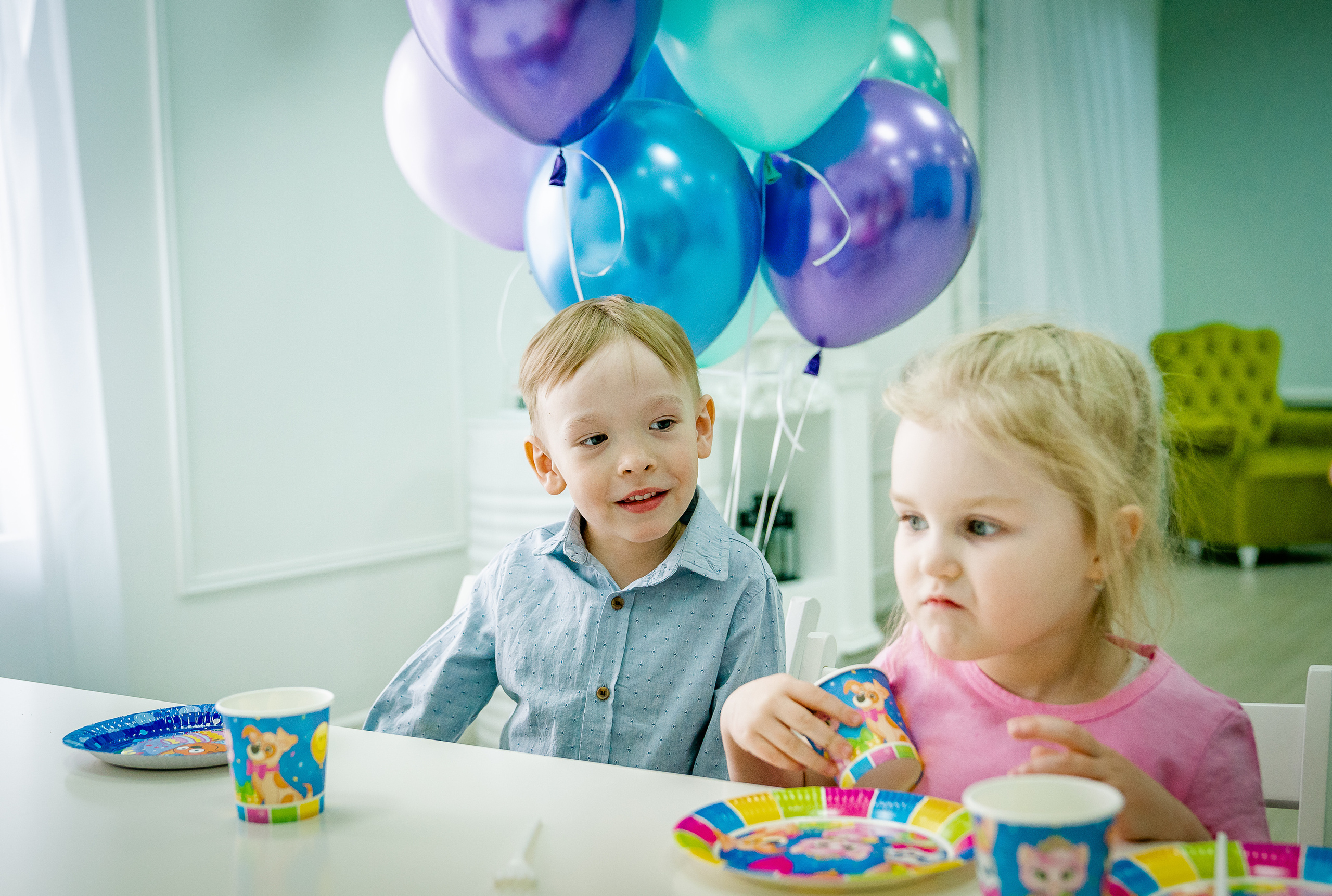 День рождения. Фотограф Григорьева Ольга. Портретная, семейная съёмка, Love Stori, видеосъёмка в городе Чита. Выпускные альбомы, фотокниги