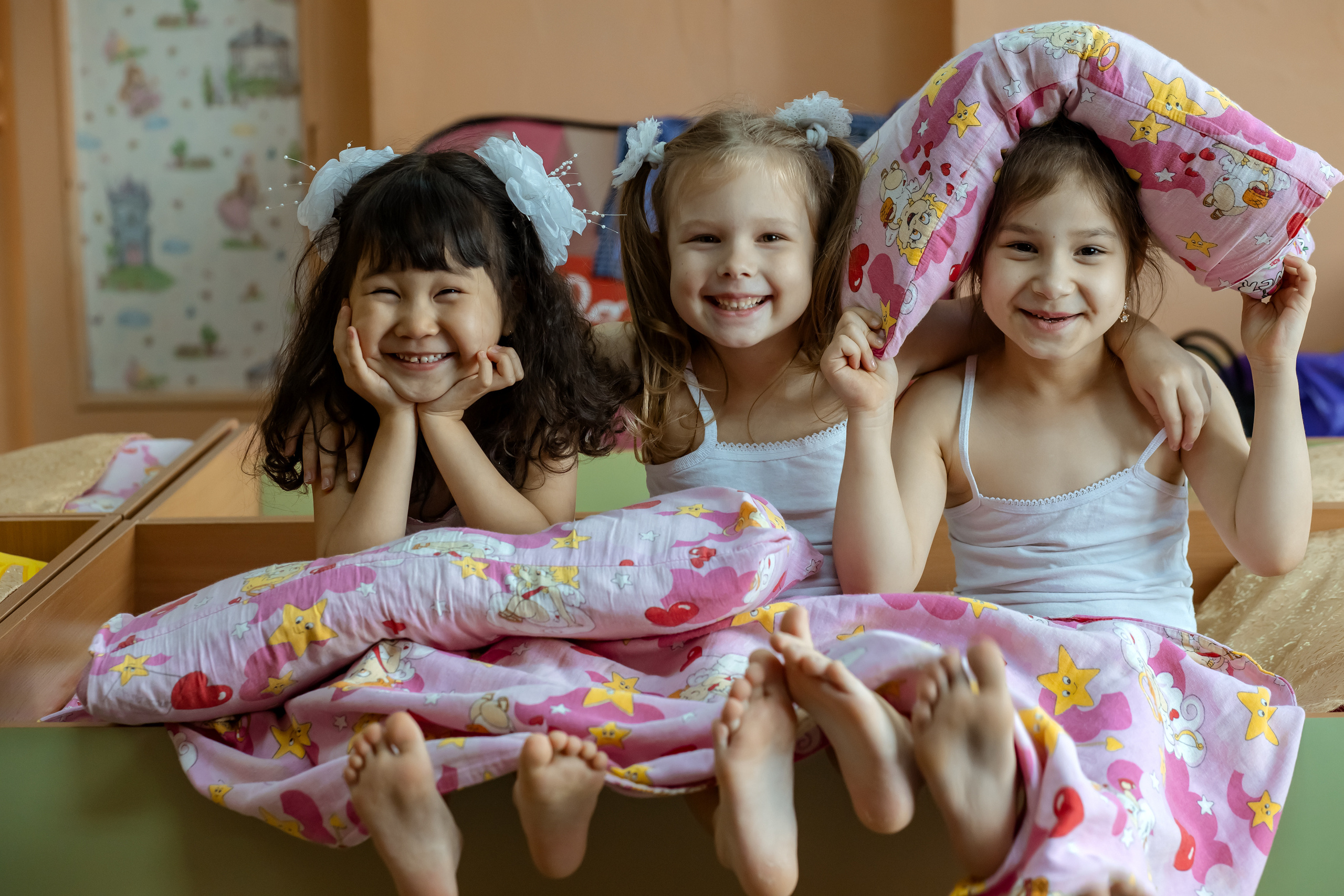 <title> Выпускной альбом Чита, Школа Чита, детский сад Чита,живоефото. Фотограф Григорьева Ольга. Портретная, семейная съёмка, Love Stori, видеосъёмка в городе Чита. Выпускные альбомы, фотокниги