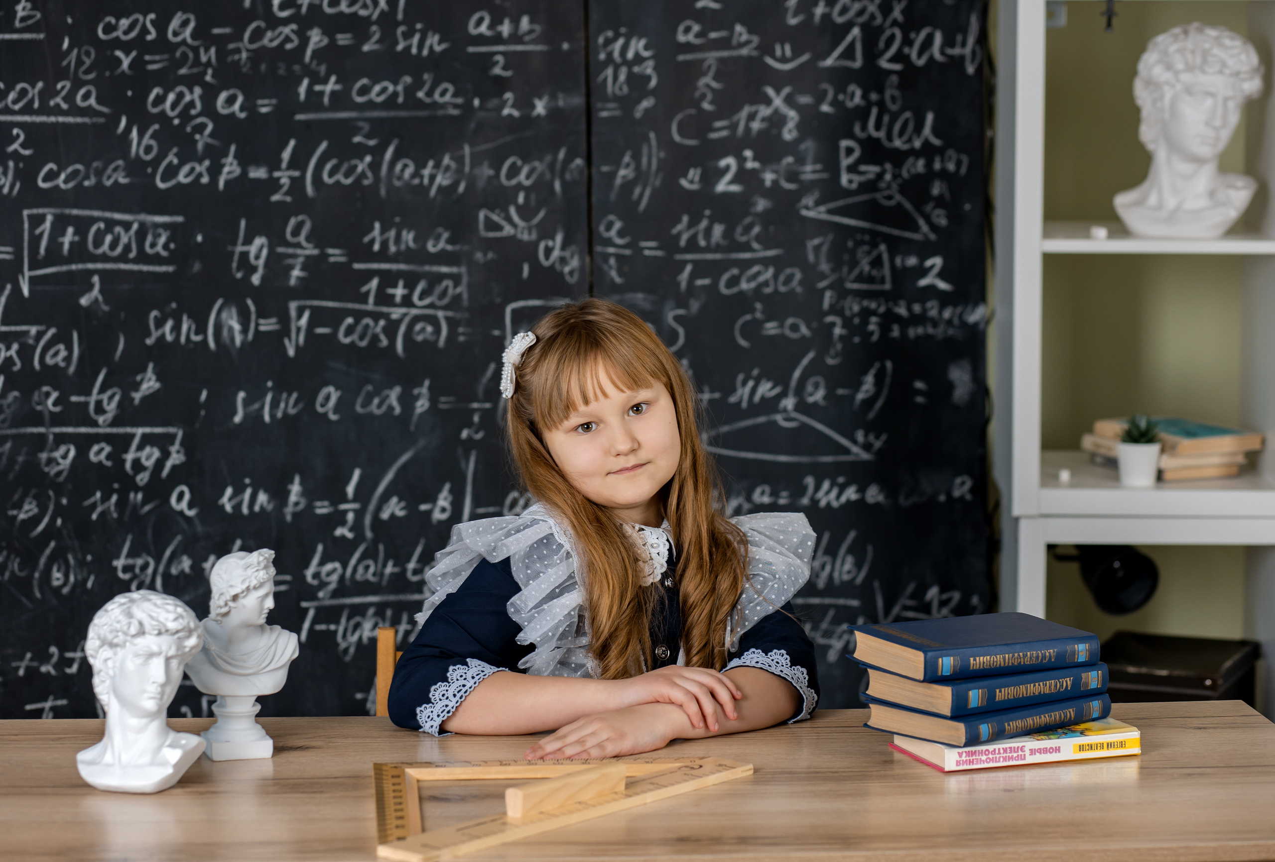 <title> Выпускной альбом Чита, Школа Чита, детский сад Чита, живое фото. Фотограф Григорьева Ольга. Портретная, семейная съёмка, Love Stori, видеосъёмка в городе Чита. Выпускные альбомы, фотокниги