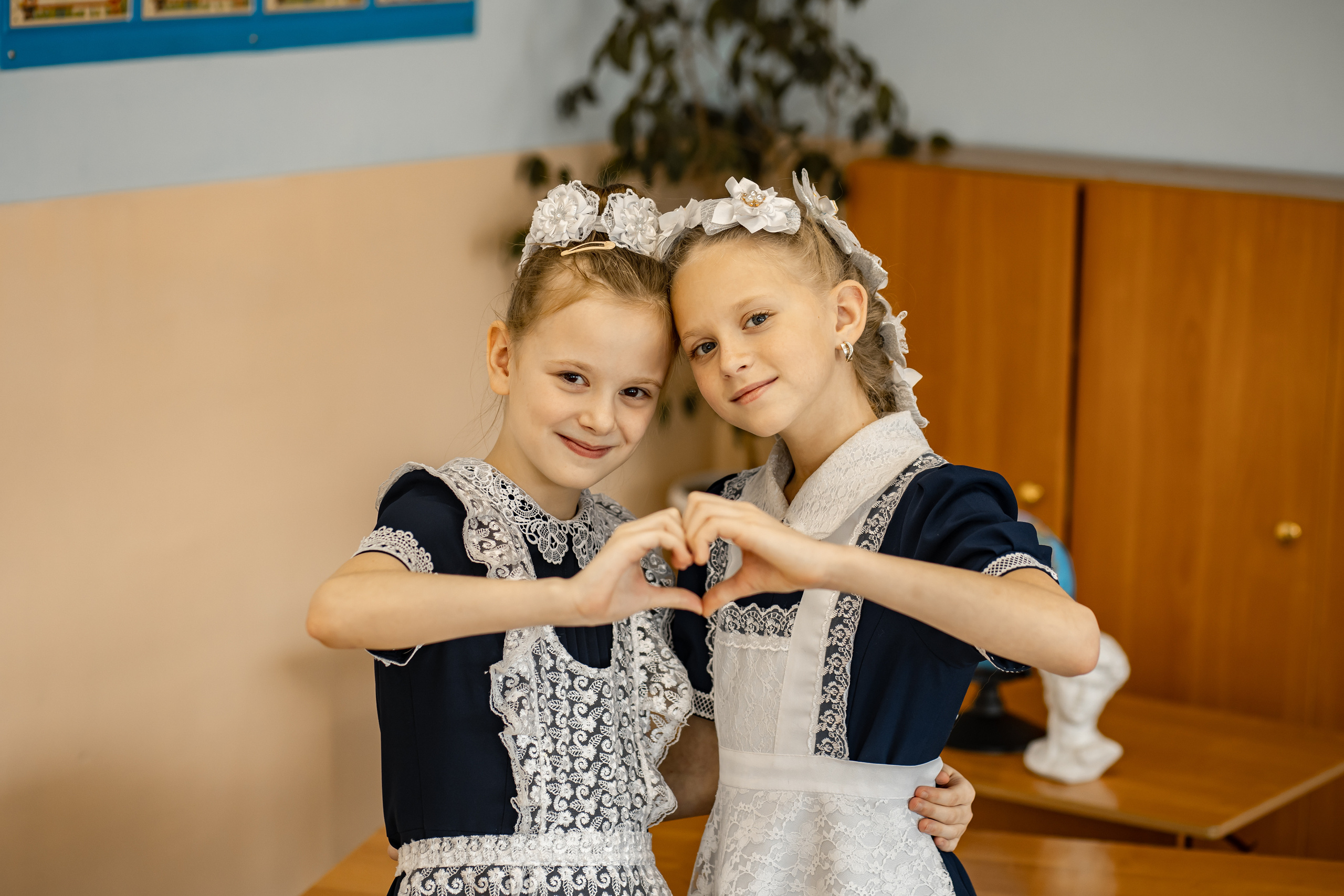 <title> Выпускной альбом Чита, Школа Чита, детский сад Чита, живое фото. Фотограф Григорьева Ольга. Портретная, семейная съёмка, Love Stori, видеосъёмка в городе Чита. Выпускные альбомы, фотокниги