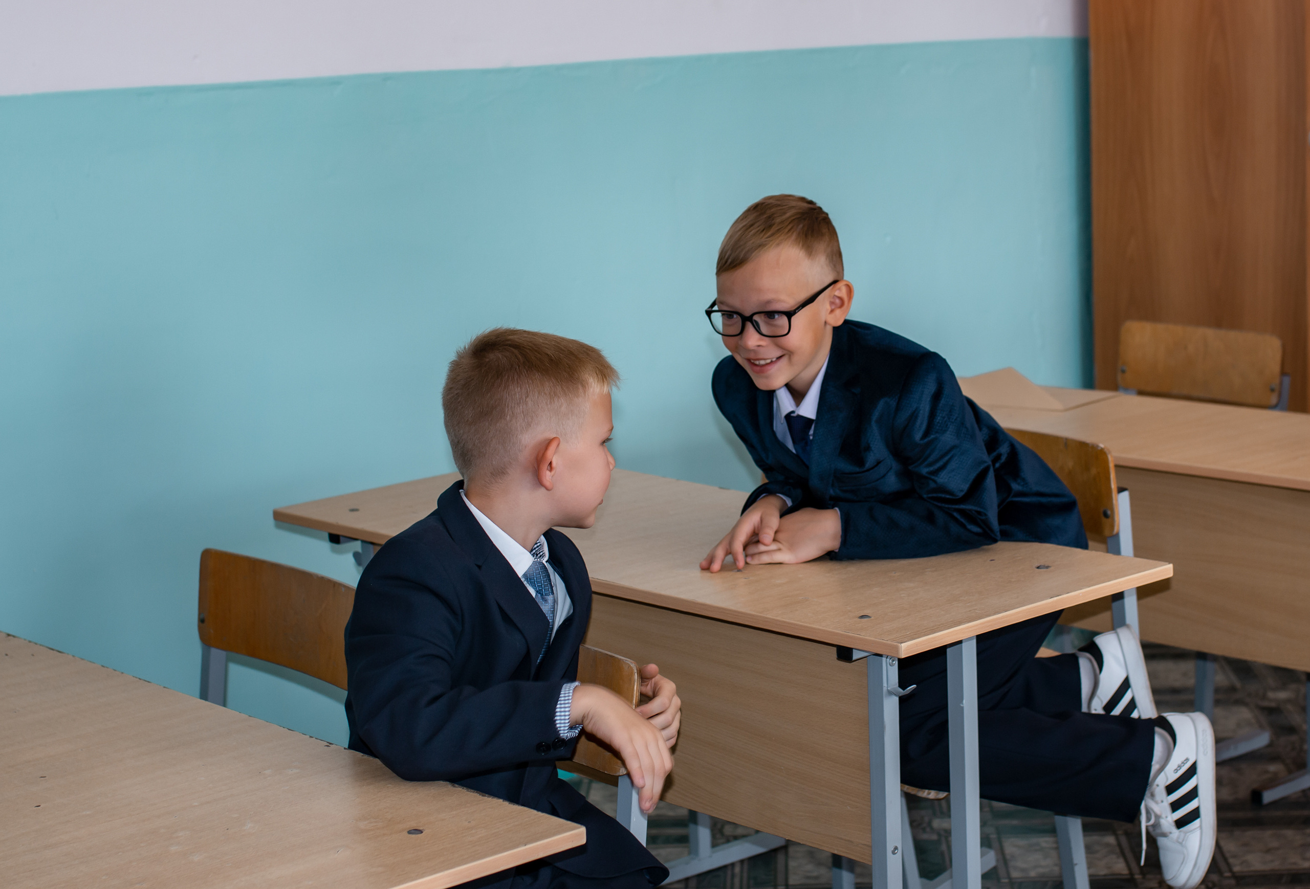 1 сентября. Фотограф Григорьева Ольга. Портретная, семейная съёмка, Love Stori, видеосъёмка в городе Чита. Выпускные альбомы, фотокниги