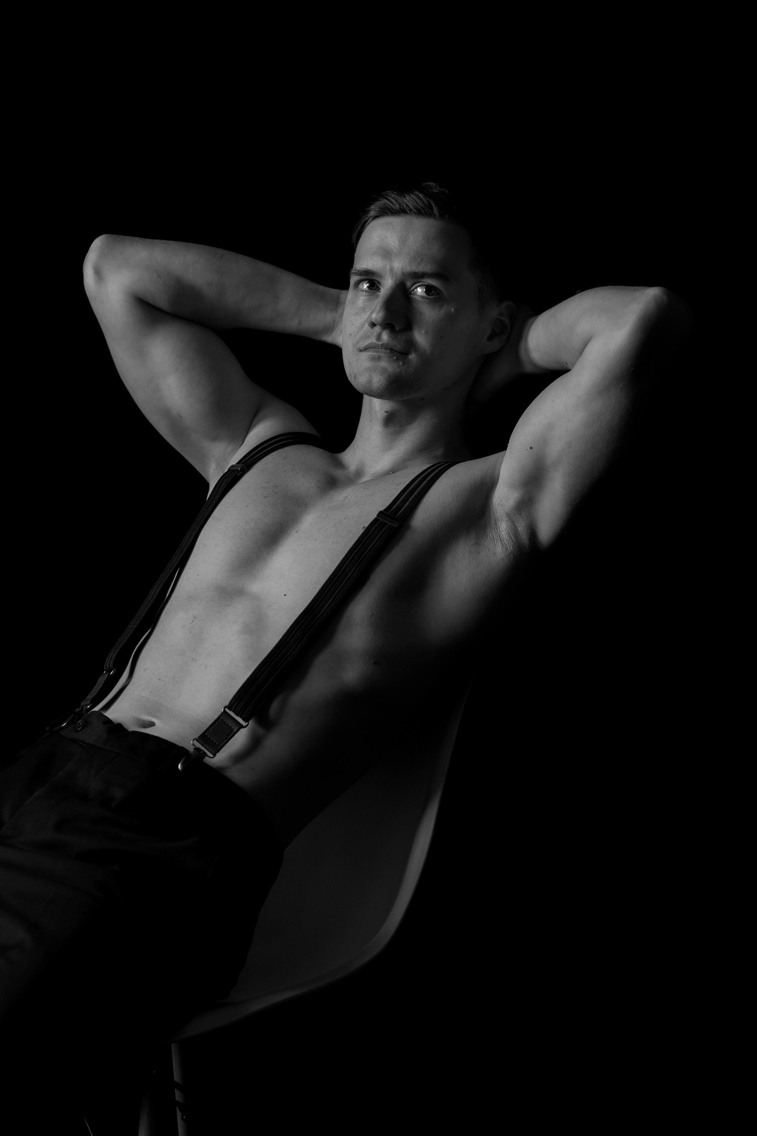 Мужской портрет. Фотограф Григорьева Ольга. Портретная, семейная съёмка, Love Stori, видеосъёмка в городе Чита. Выпускные альбомы, фотокниги