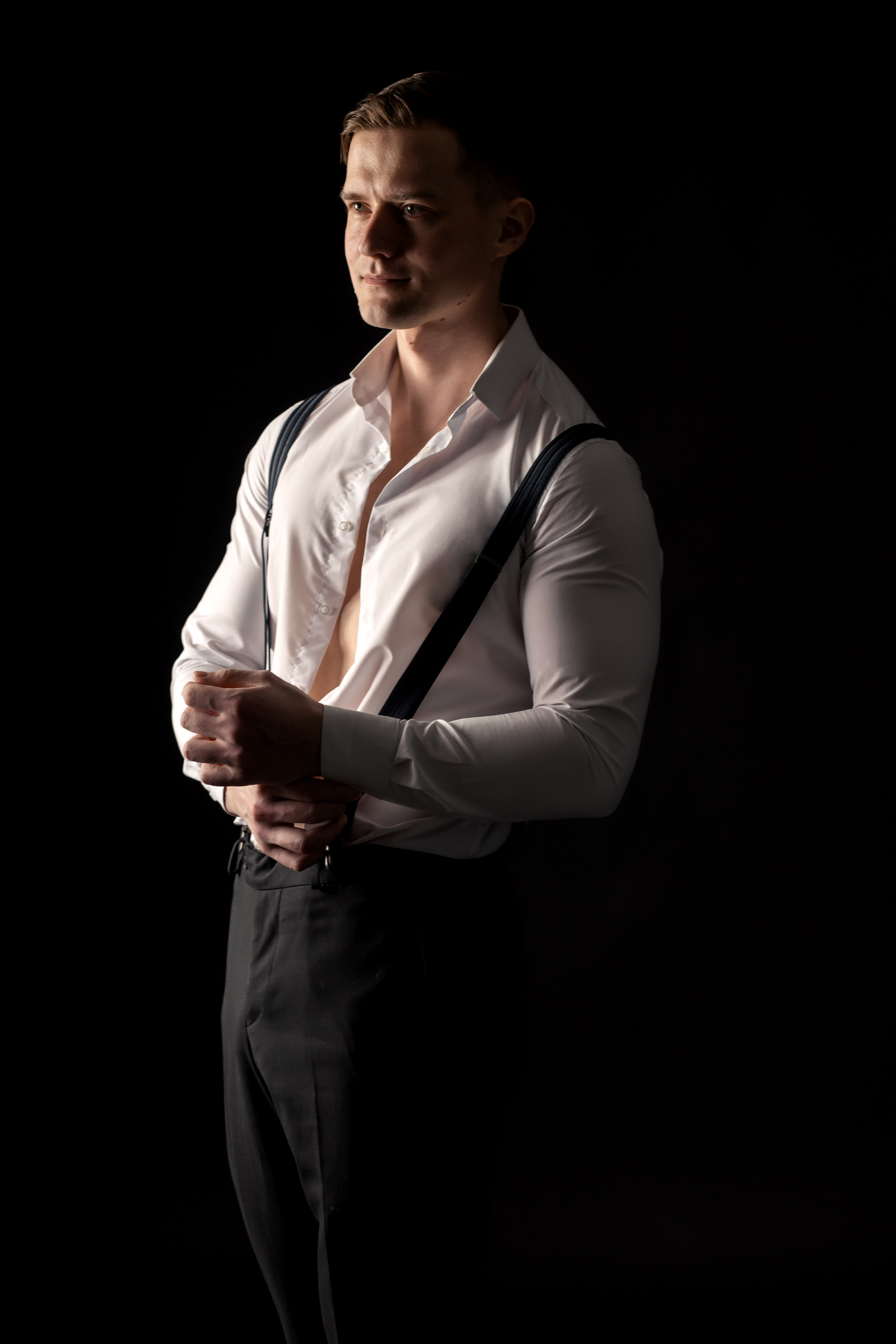 Мужской портрет. Фотограф Григорьева Ольга. Портретная, семейная съёмка, Love Stori, видеосъёмка в городе Чита. Выпускные альбомы, фотокниги