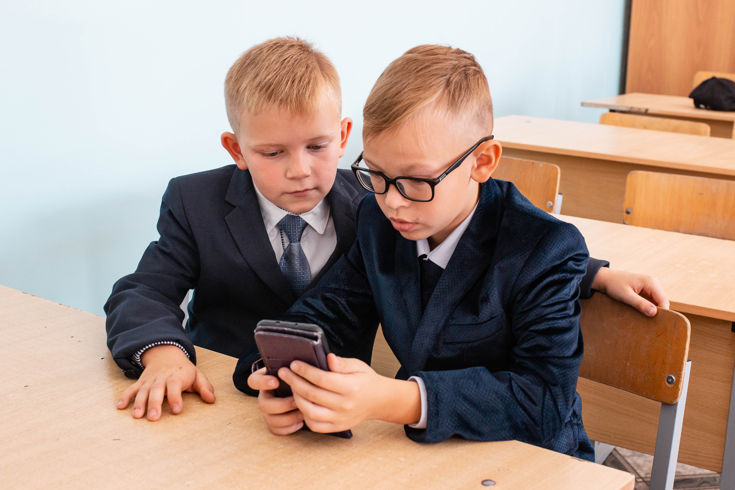 1 сентября. Фотограф Григорьева Ольга. Портретная, семейная съёмка, Love Stori, видеосъёмка в городе Чита. Выпускные альбомы, фотокниги