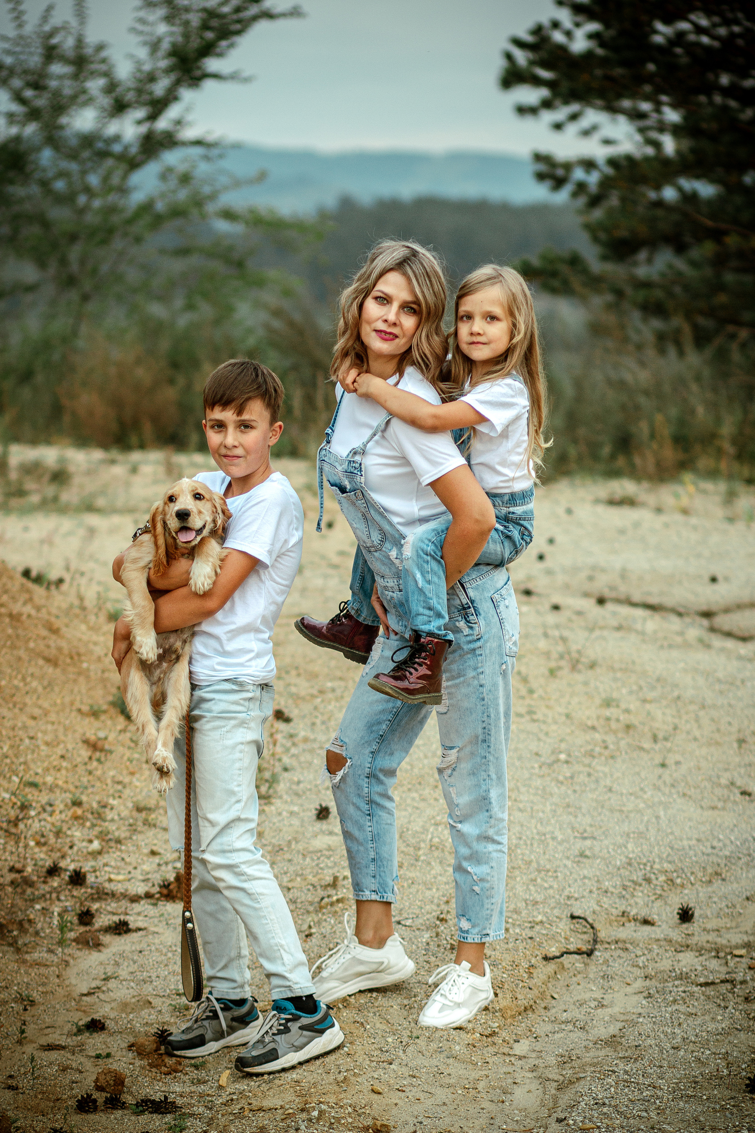 Семейная съёмка. Карьеры. Фотограф Григорьева Ольга. Портретная, семейная съёмка, Love Stori, видеосъёмка в городе Чита. Выпускные альбомы, фотокниги