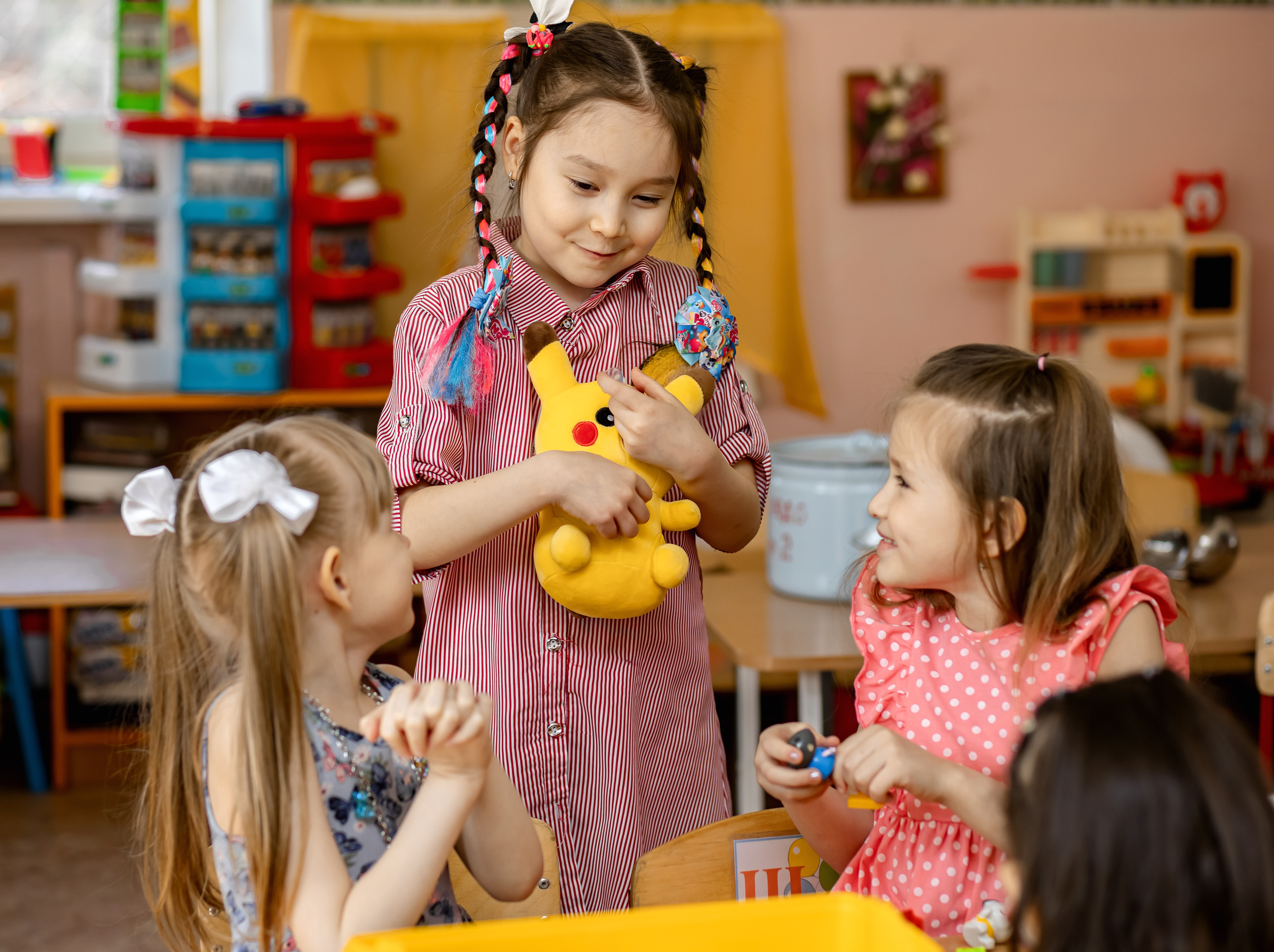 <title> Выпускной альбом Чита, Школа Чита, детский сад Чита,живоефото. Фотограф Григорьева Ольга. Портретная, семейная съёмка, Love Stori, видеосъёмка в городе Чита. Выпускные альбомы, фотокниги