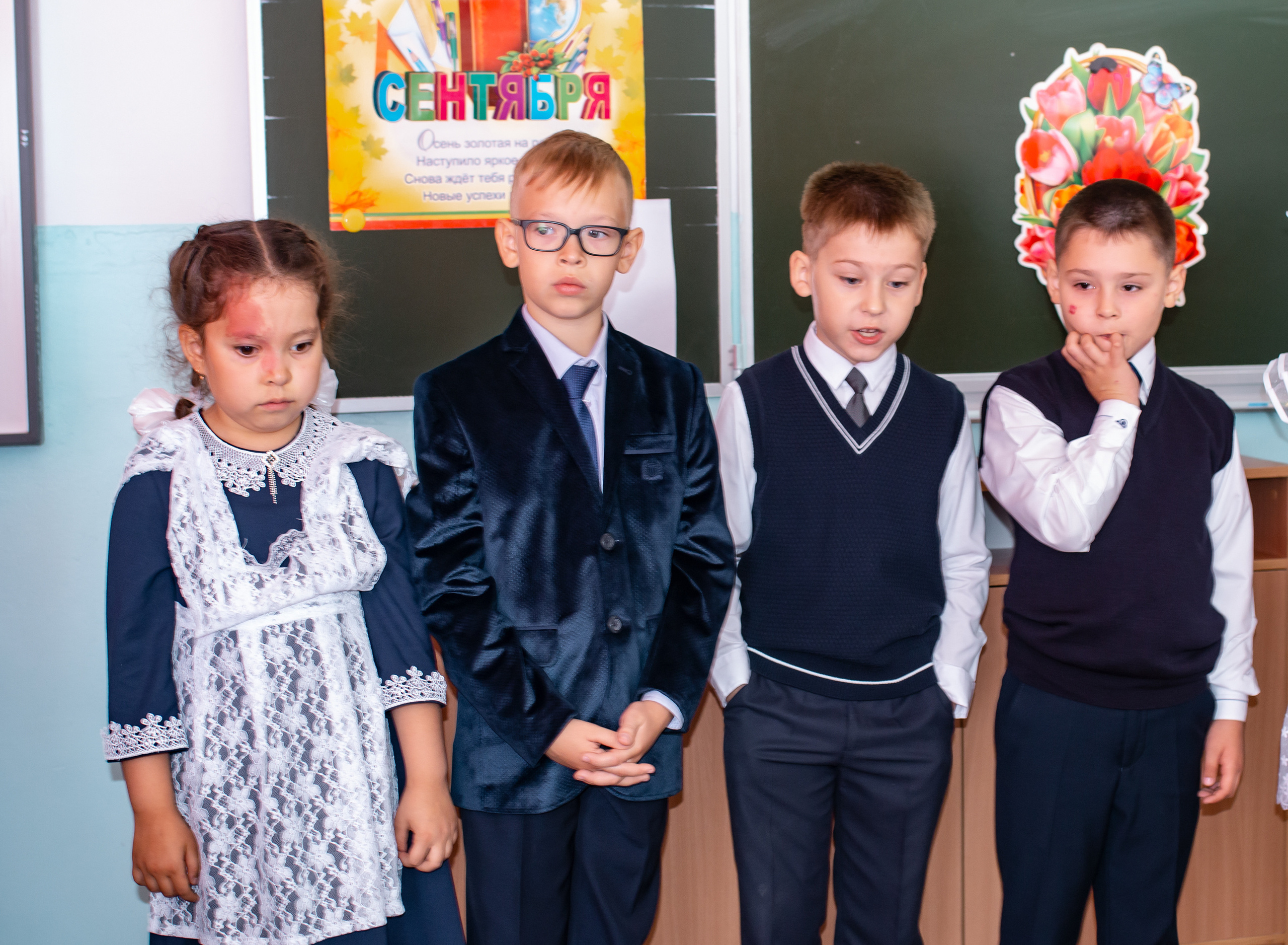 1 сентября. Фотограф Григорьева Ольга. Портретная, семейная съёмка, Love Stori, видеосъёмка в городе Чита. Выпускные альбомы, фотокниги