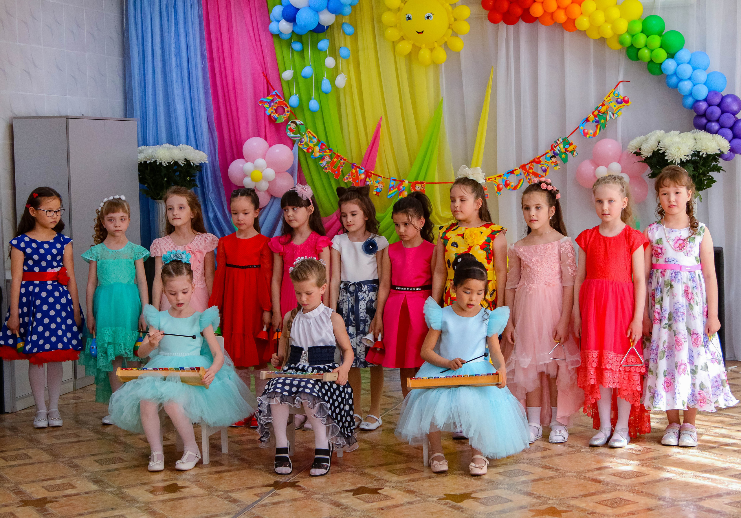 <title> Выпускной альбом Чита, Школа Чита, детский сад Чита,живоефото. Фотограф Григорьева Ольга. Портретная, семейная съёмка, Love Stori, видеосъёмка в городе Чита. Выпускные альбомы, фотокниги