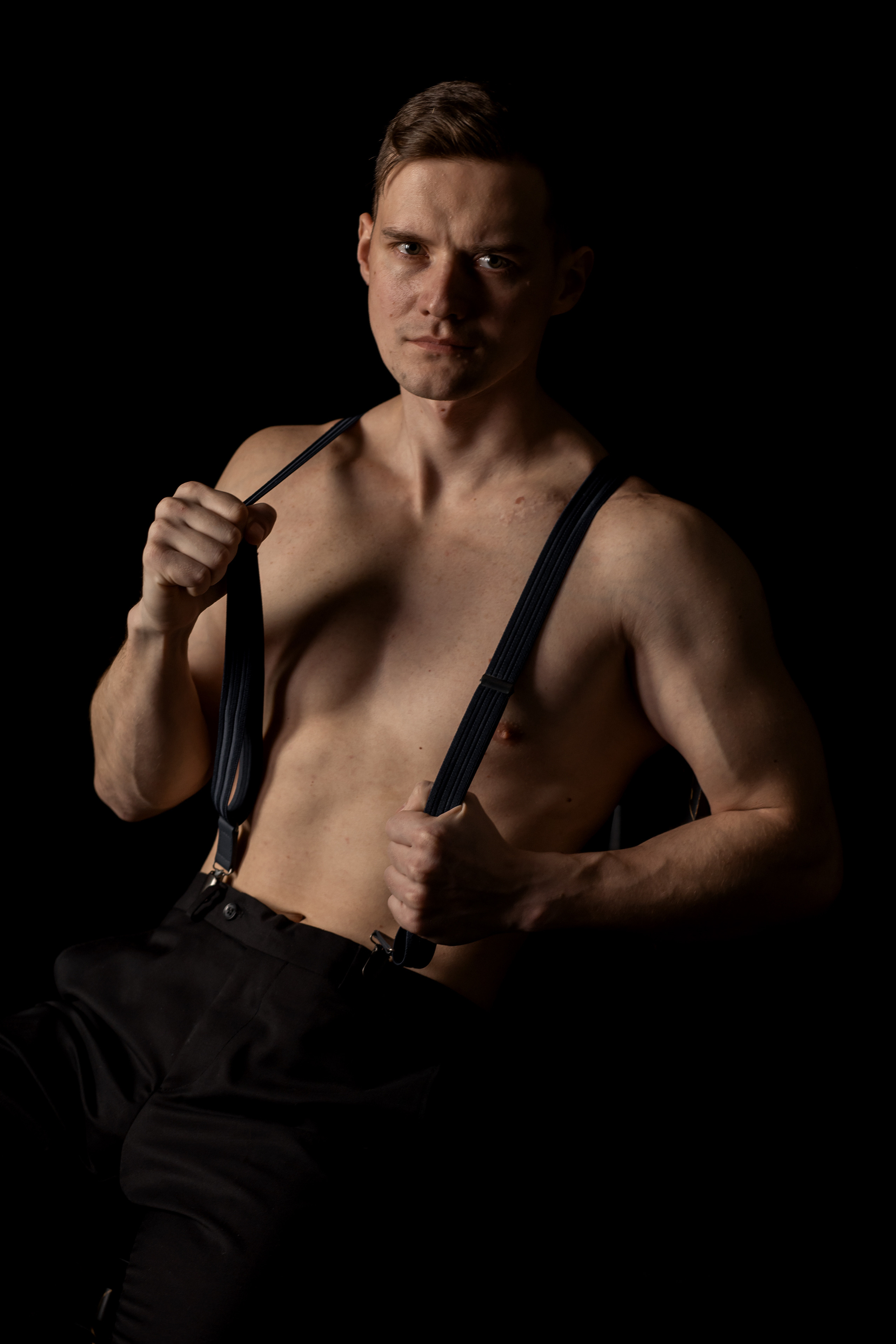 Мужской портрет. Фотограф Григорьева Ольга. Портретная, семейная съёмка, Love Stori, видеосъёмка в городе Чита. Выпускные альбомы, фотокниги