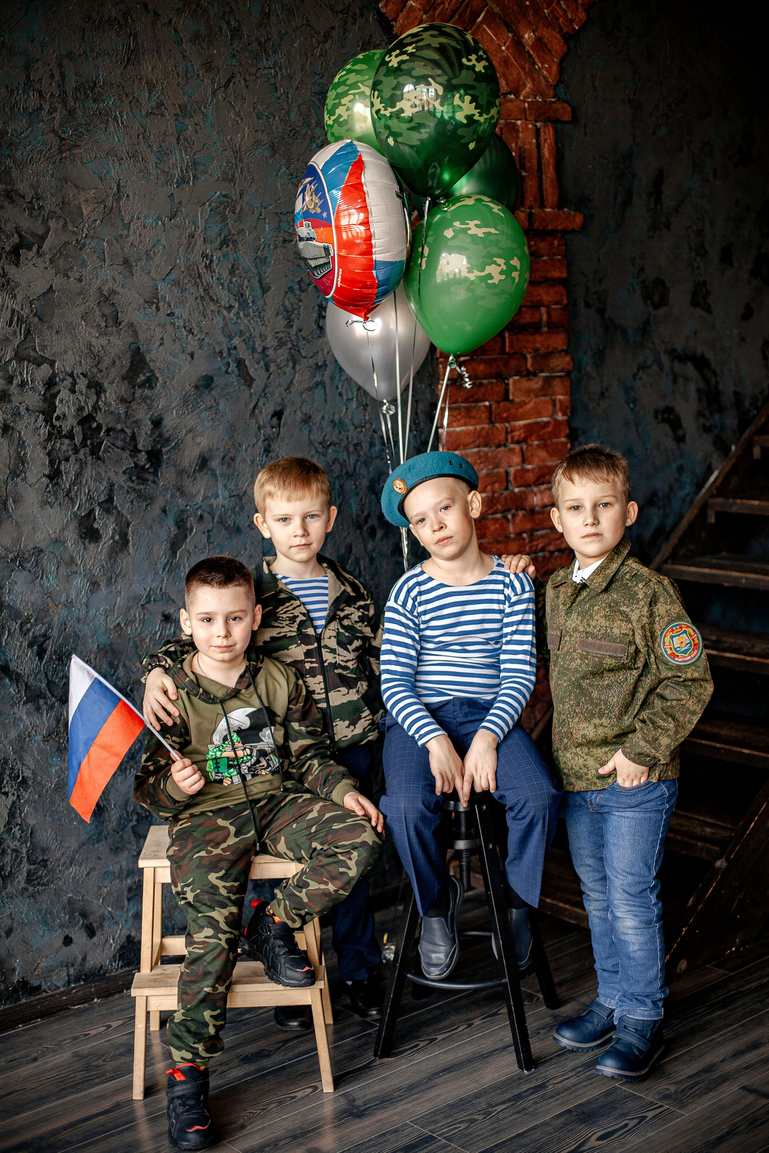 <title> Выпускной альбом Чита, Школа Чита, детский сад Чита, живое фото. Фотограф Григорьева Ольга. Портретная, семейная съёмка, Love Stori, видеосъёмка в городе Чита. Выпускные альбомы, фотокниги