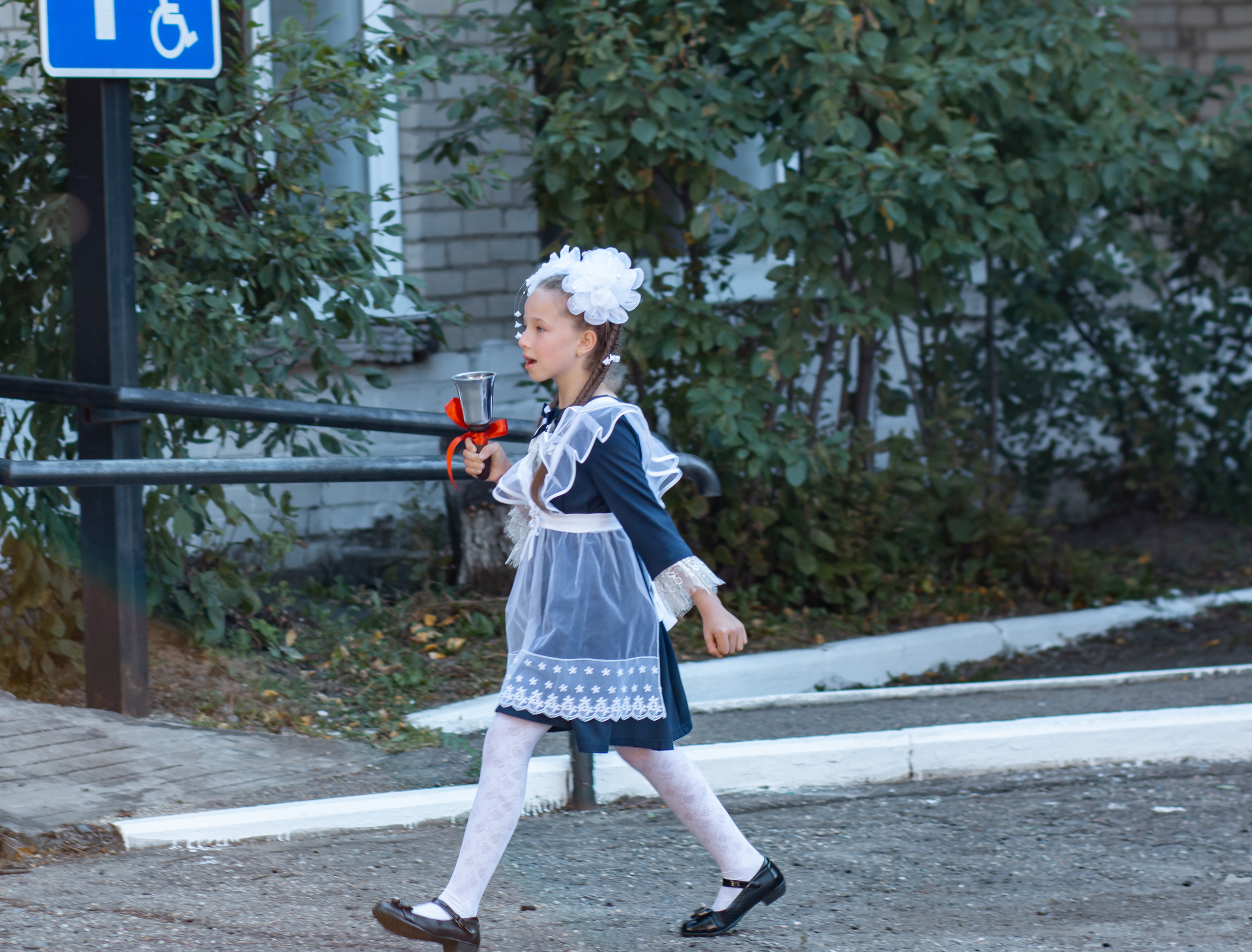 1 сентября. Фотограф Григорьева Ольга. Портретная, семейная съёмка, Love Stori, видеосъёмка в городе Чита. Выпускные альбомы, фотокниги