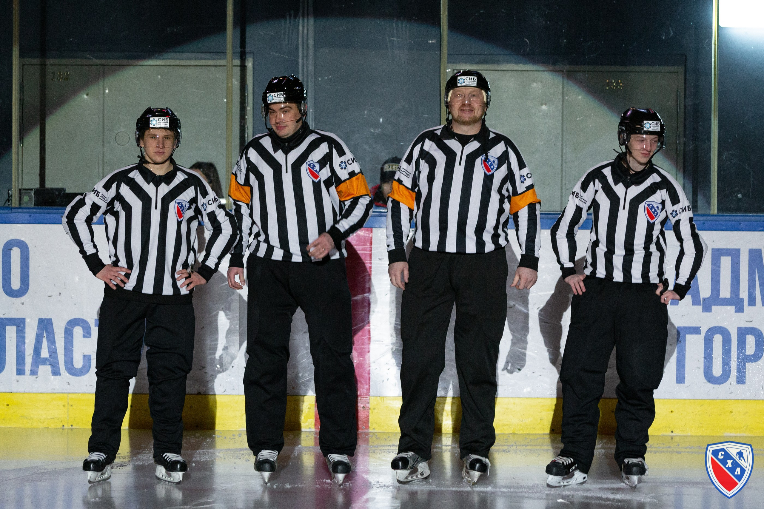 Хоккей. Фотограф Комаров Сергей