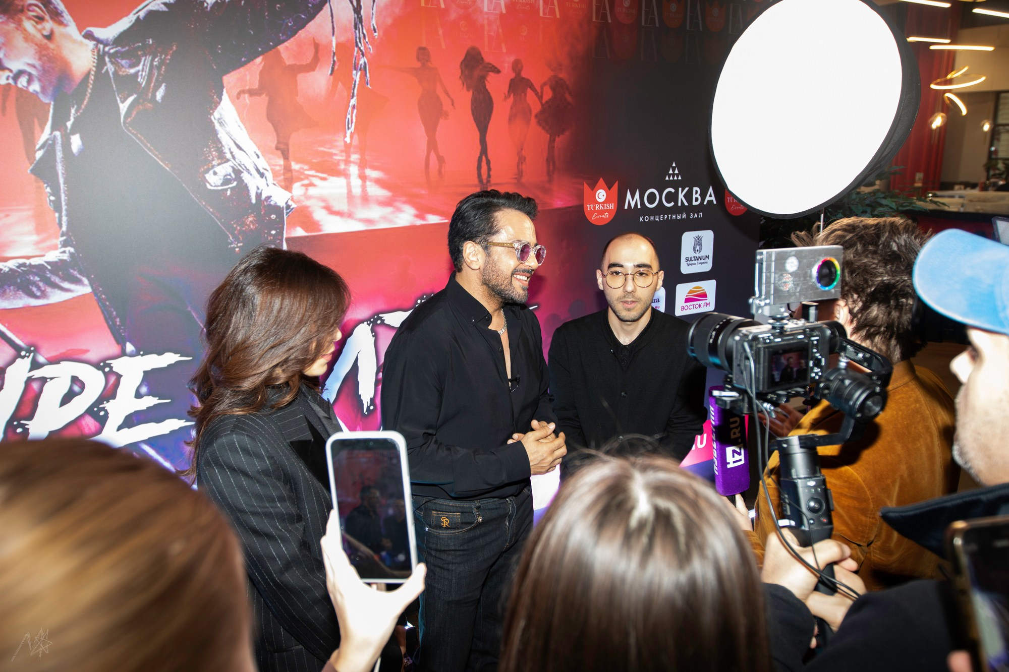 Эмре Алтуг. Концертный фотограф