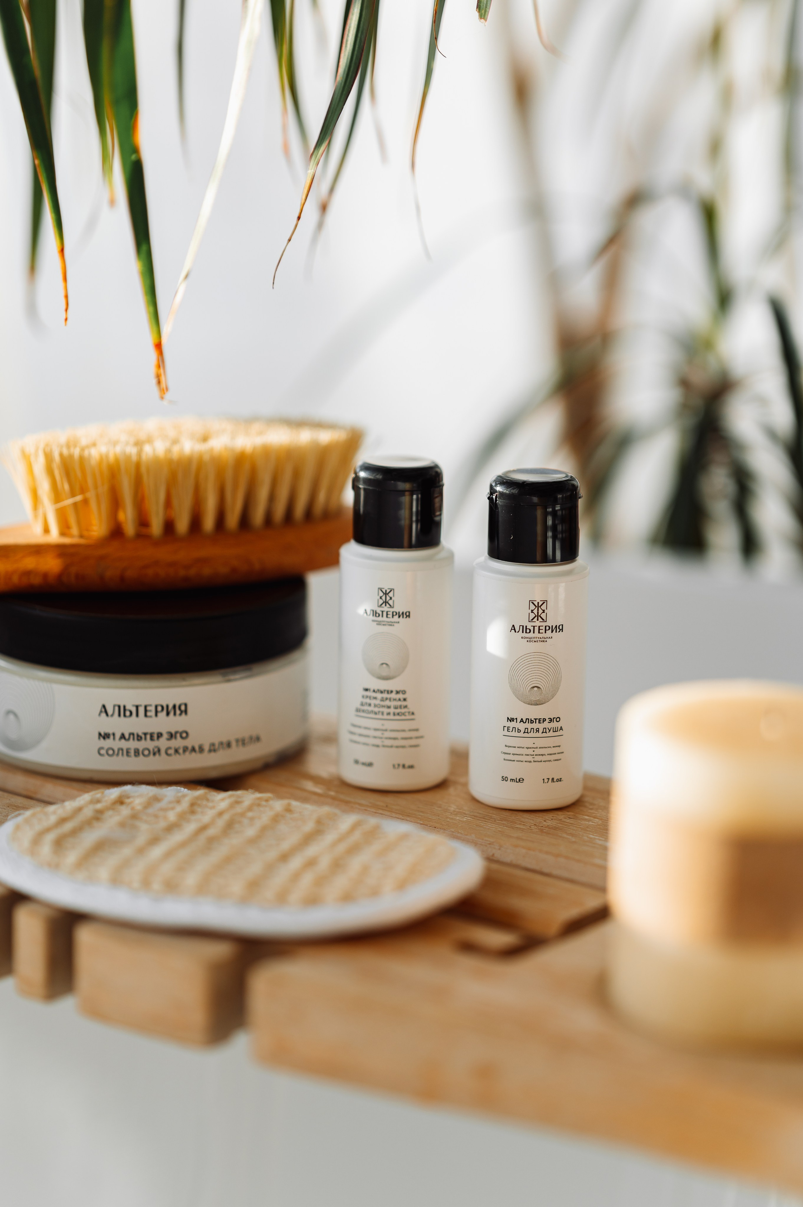 Съемка косметики для маркетплейсов (Wildberries, Ozon, Яндекс.Маркет). Фотограф товаров для соцсетей - инстаграм, вконтакте. Контент-фотограф в Москве Хныкина Лена