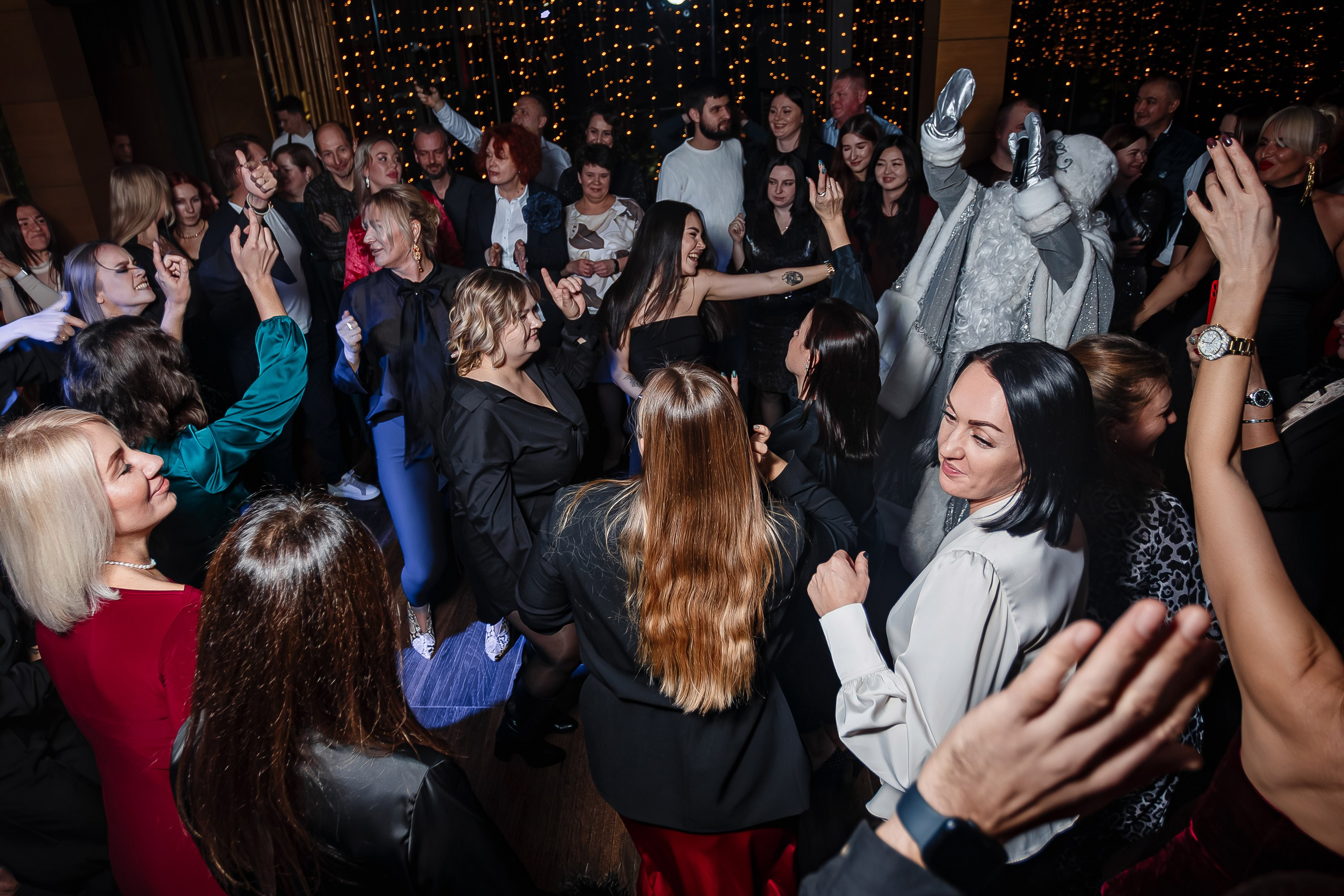 Новогодние корпоративы_Level Rest_Симферополь_20.12.2024. Аминов Руслан | Фотограф