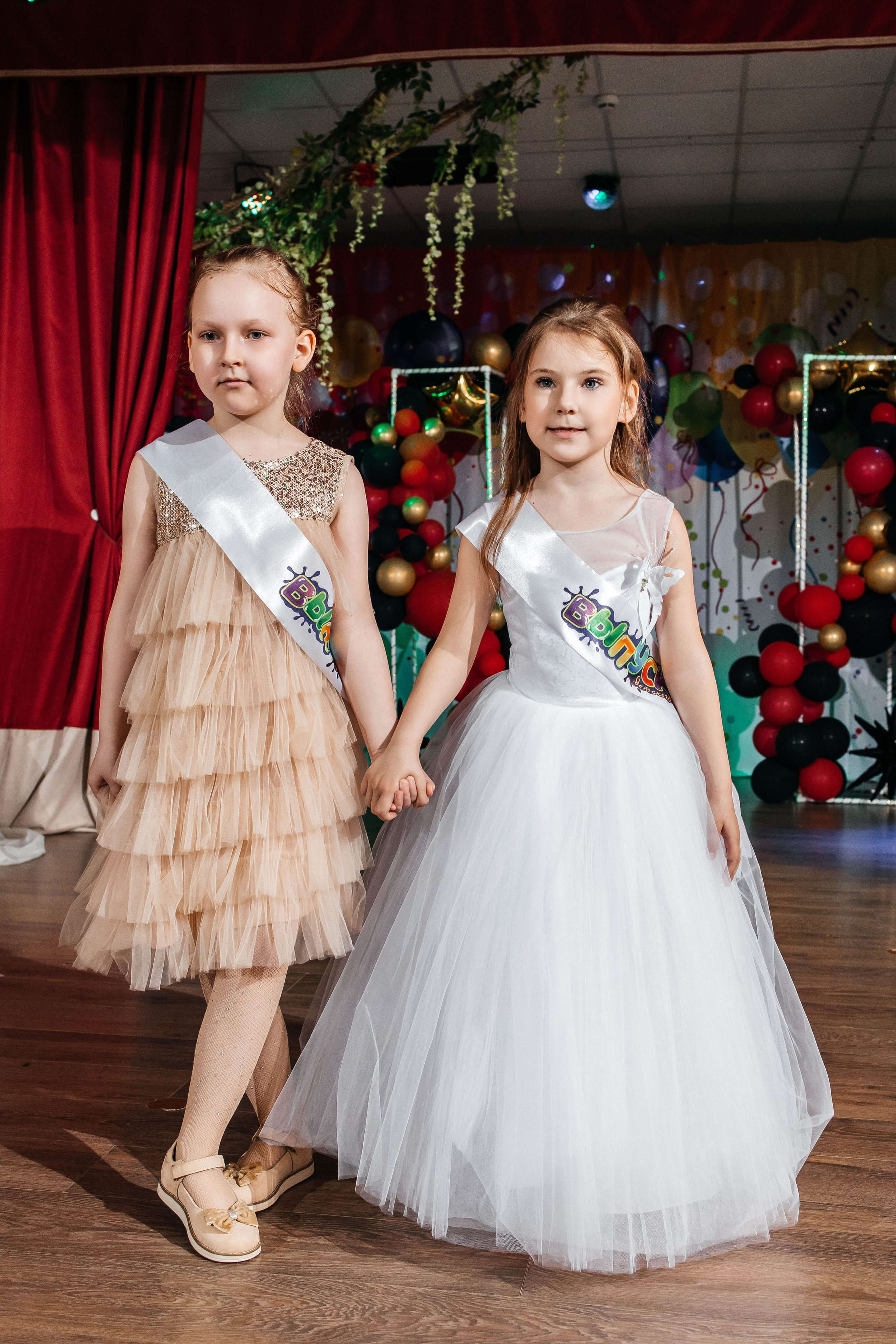 Выпускной в ЛИМПИК. Фотограф в Санкт-Петербурге Виктория Безверхая