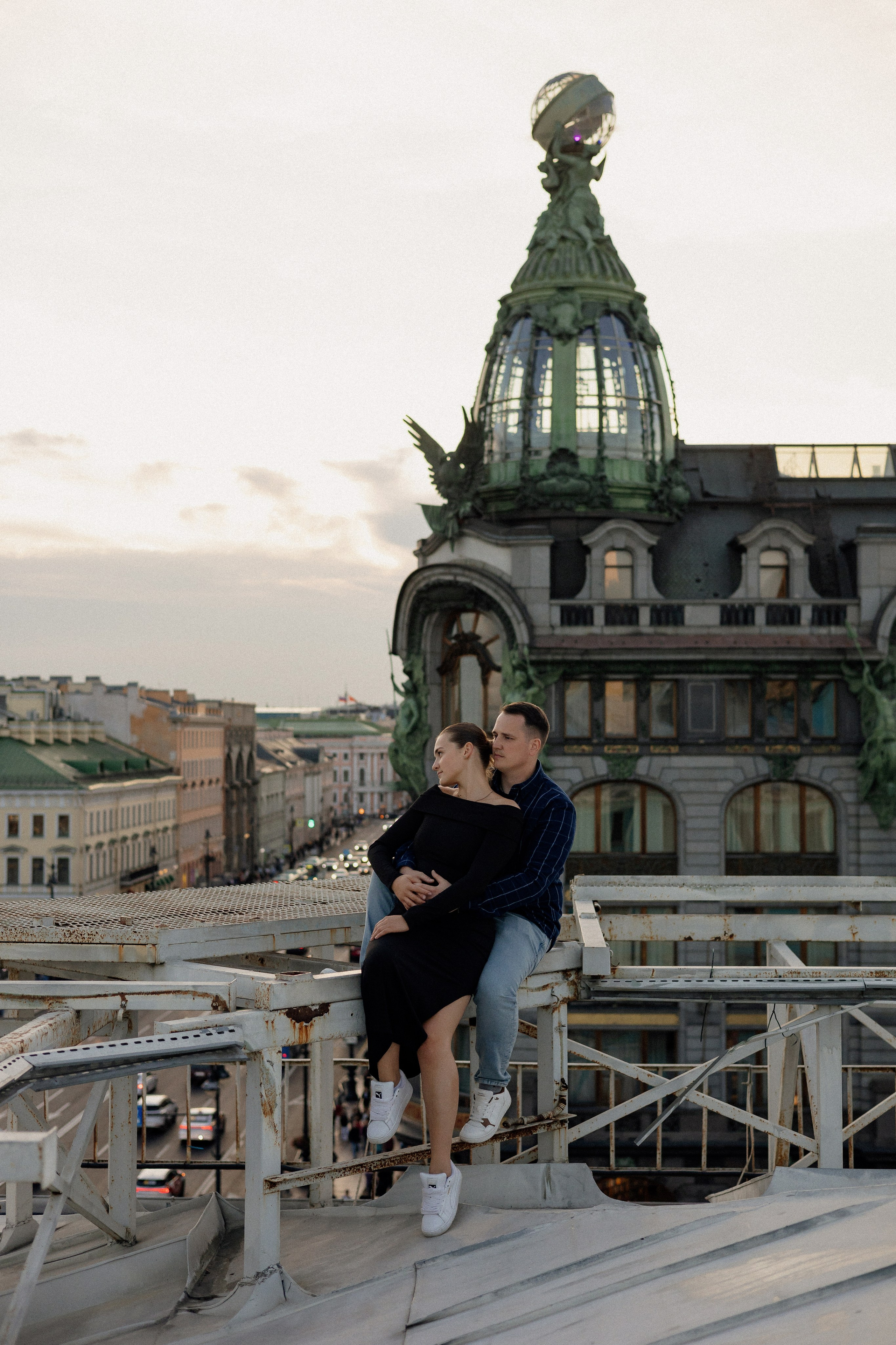 Романтика питерских крыш. Свадебный фотограф в Санкт-Петербурге Ксения Кобышева