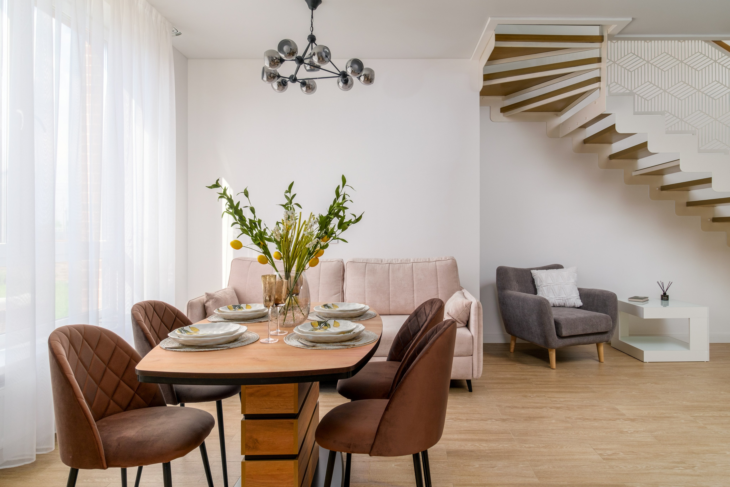 Интерьерная фотосессия шоурума в Санкт-Петербурге