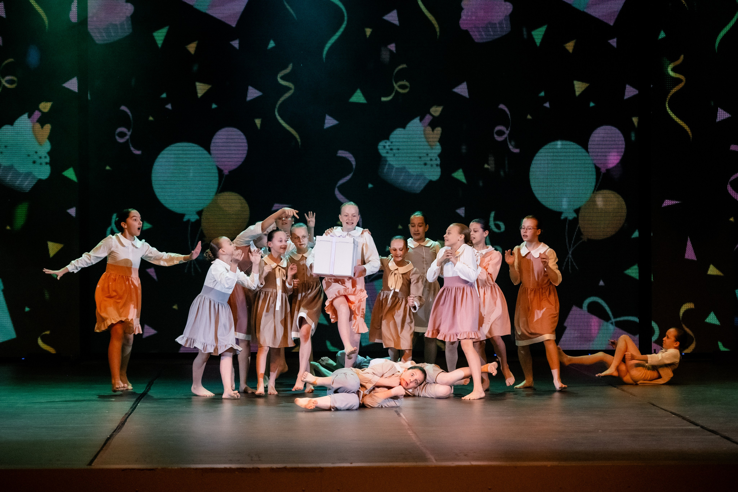 Концерты студии современной хореографии Пространные танцы. Дом детской фотографии Арсюткиной Наталии™