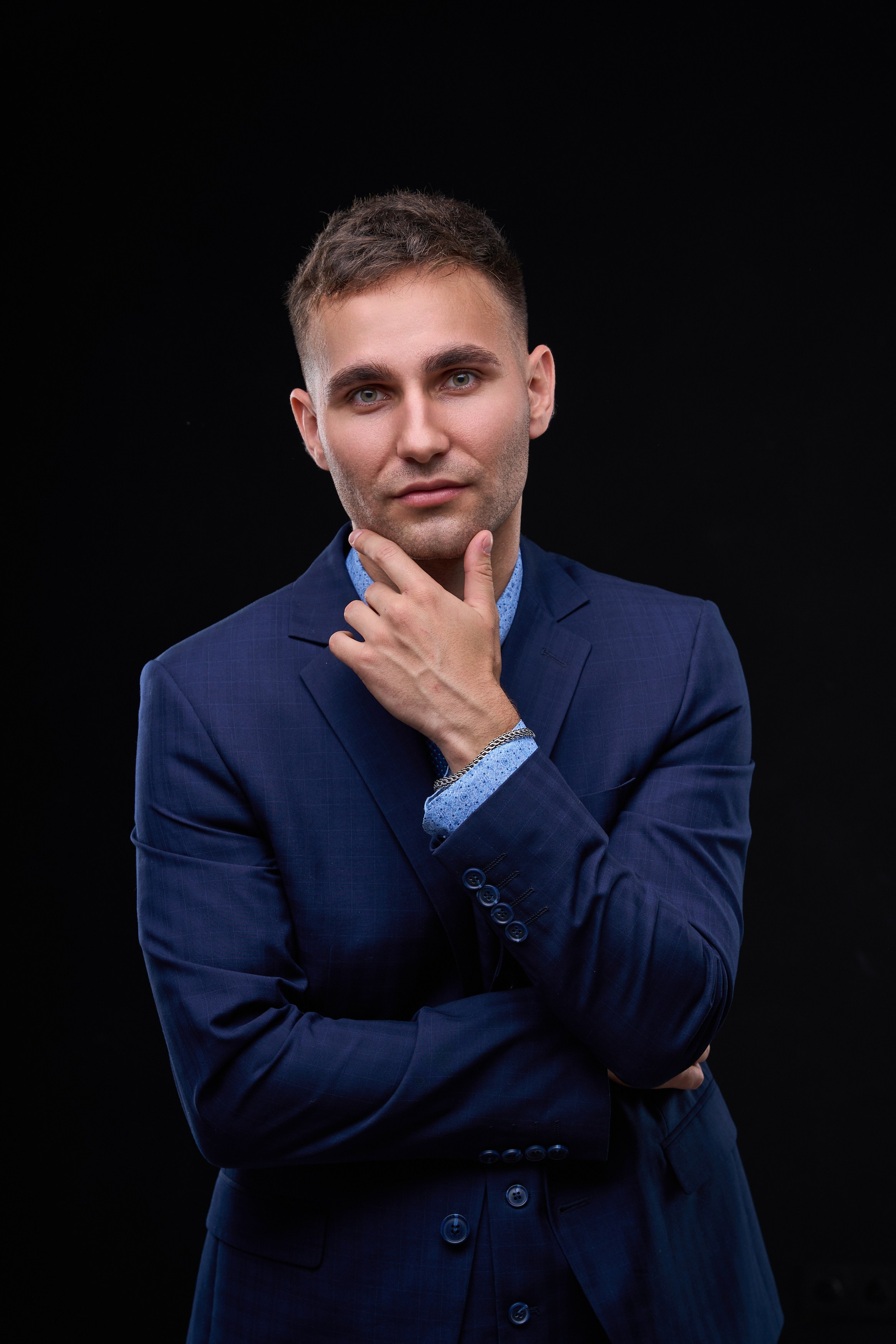 Офисная фотосъемка в Москве – Деловые портреты и командные фото | AkselPhoto. Фотограф в Москве (ЮВАО ВАО СВАО)